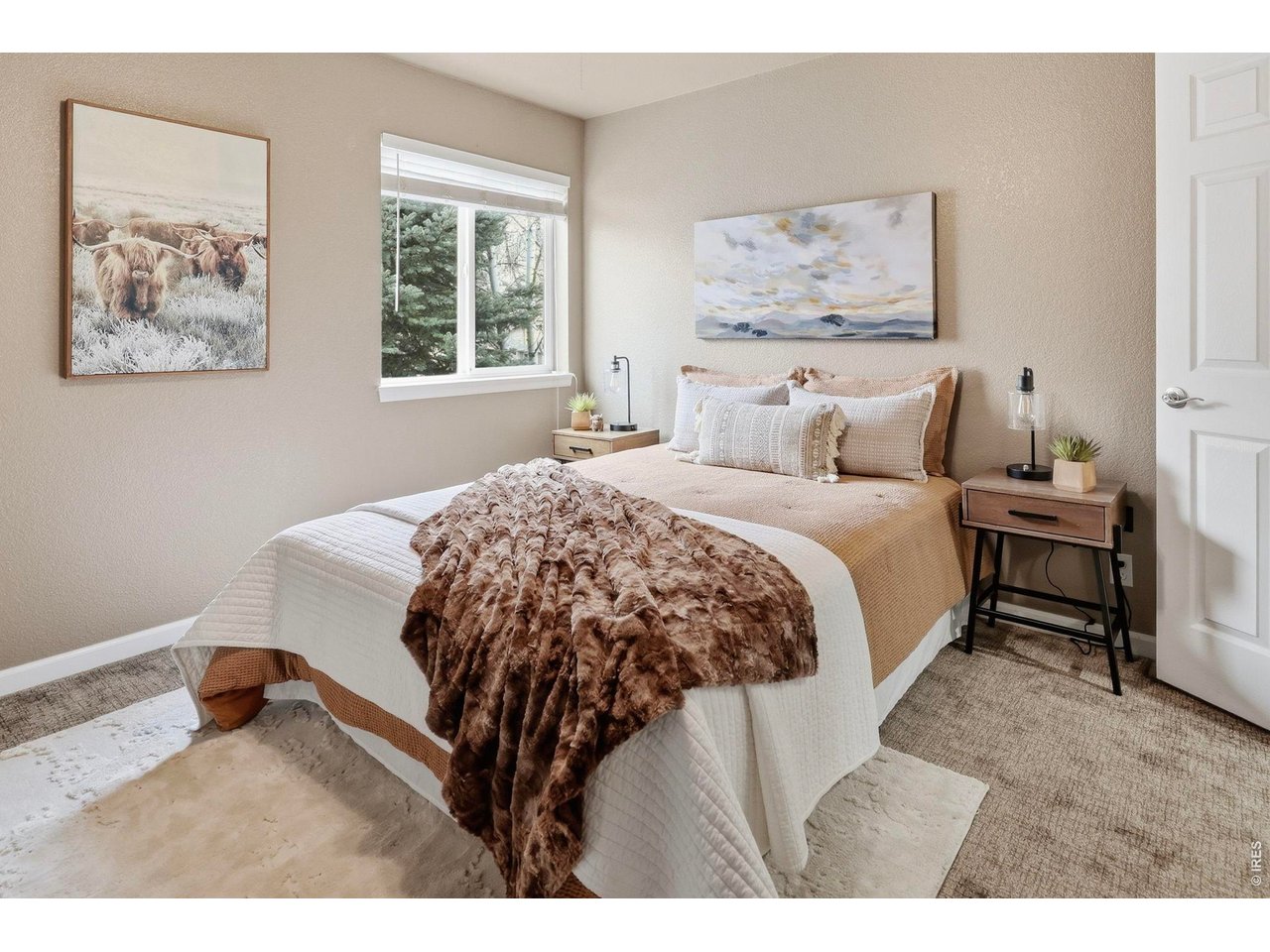 2302 Barn Swallow Dr