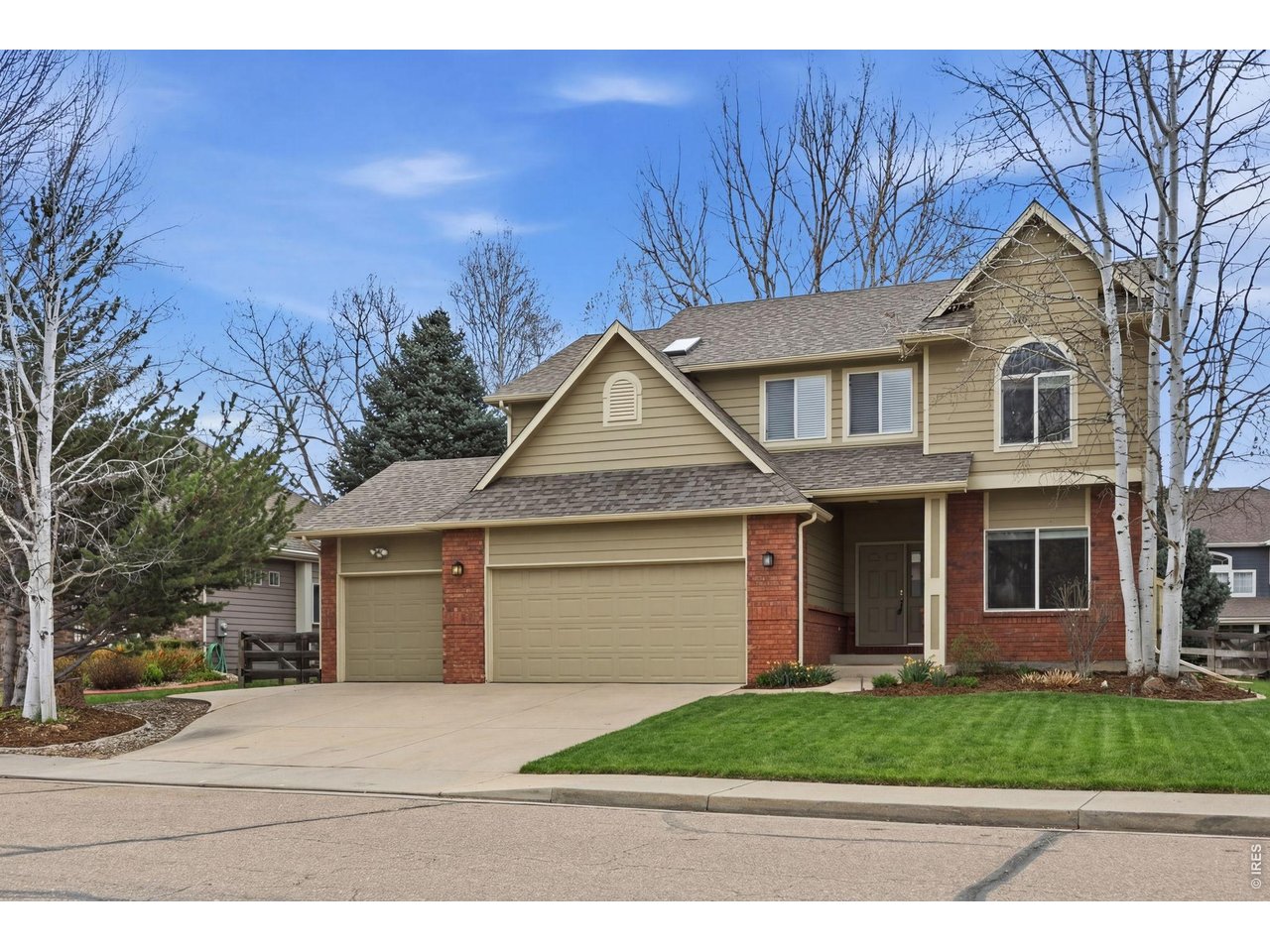 2302 Barn Swallow Dr