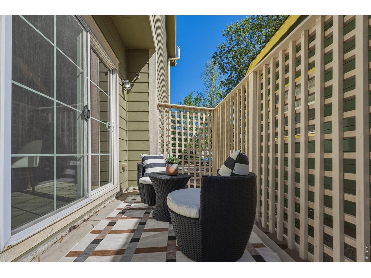 3800 Red Deer Trl #F