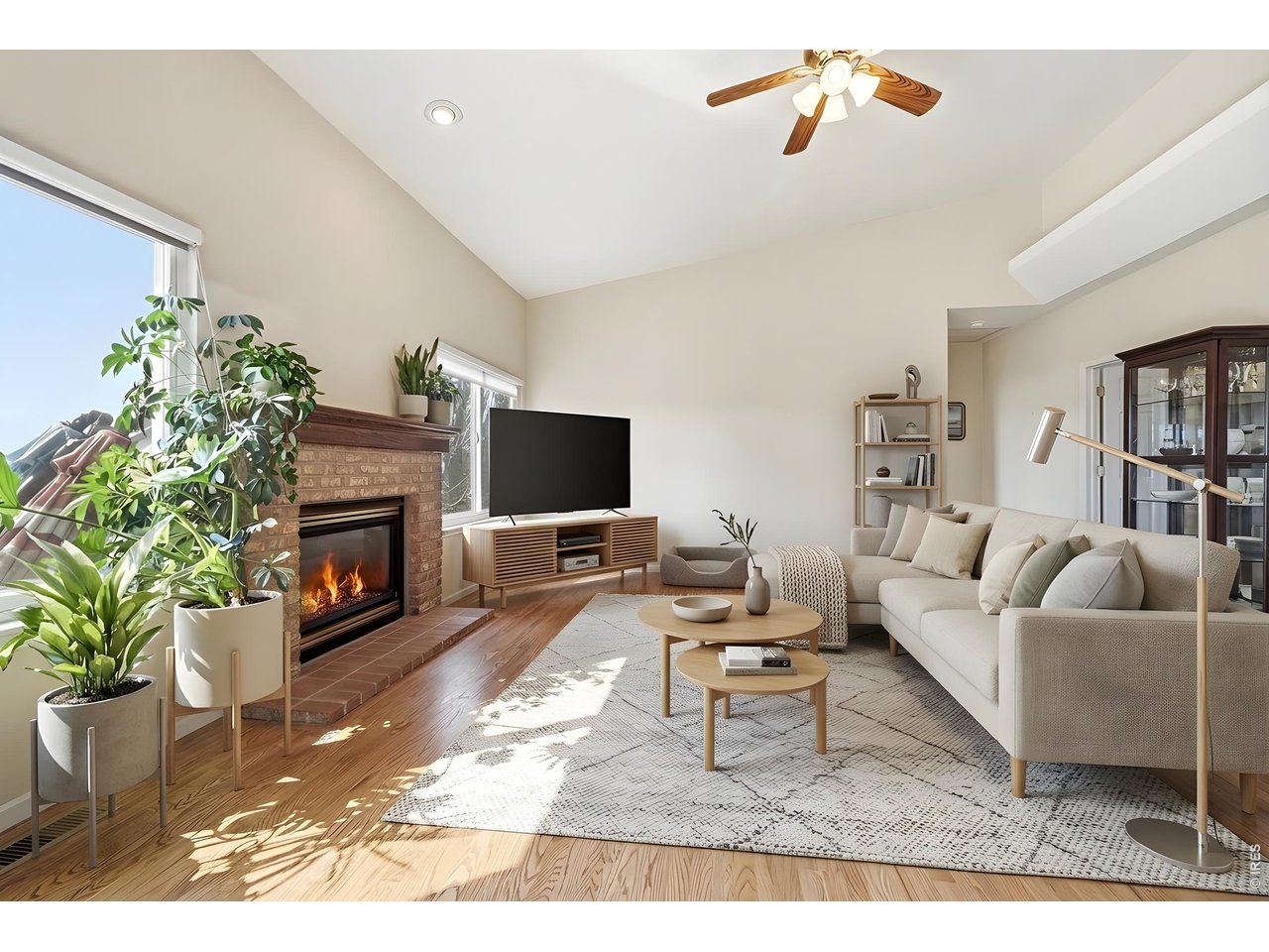 1425 W 12th Ave