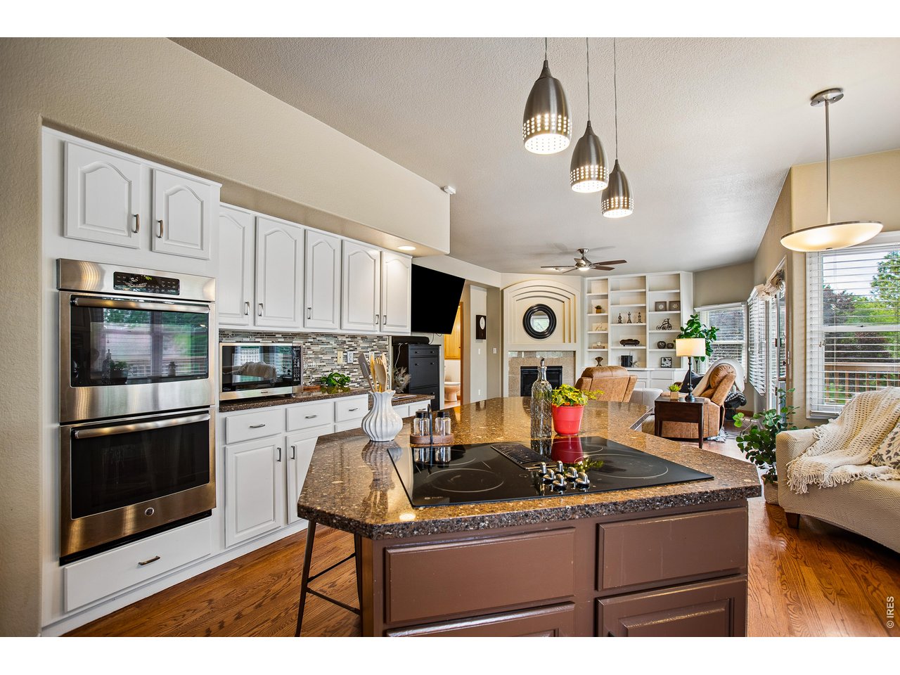 2284 Indian Peaks Cir