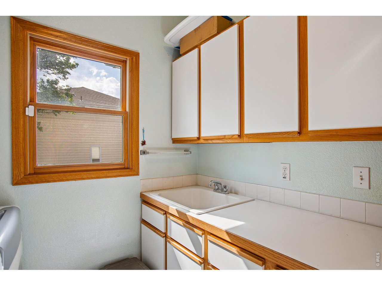 2284 Indian Peaks Cir