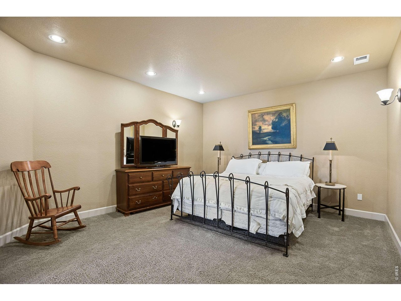 2819 Tierra Ridge Ct