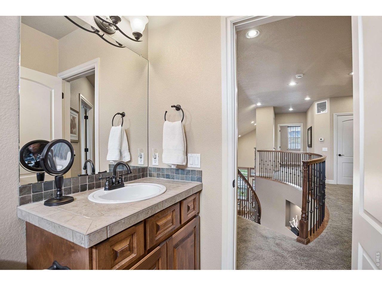 2819 Tierra Ridge Ct