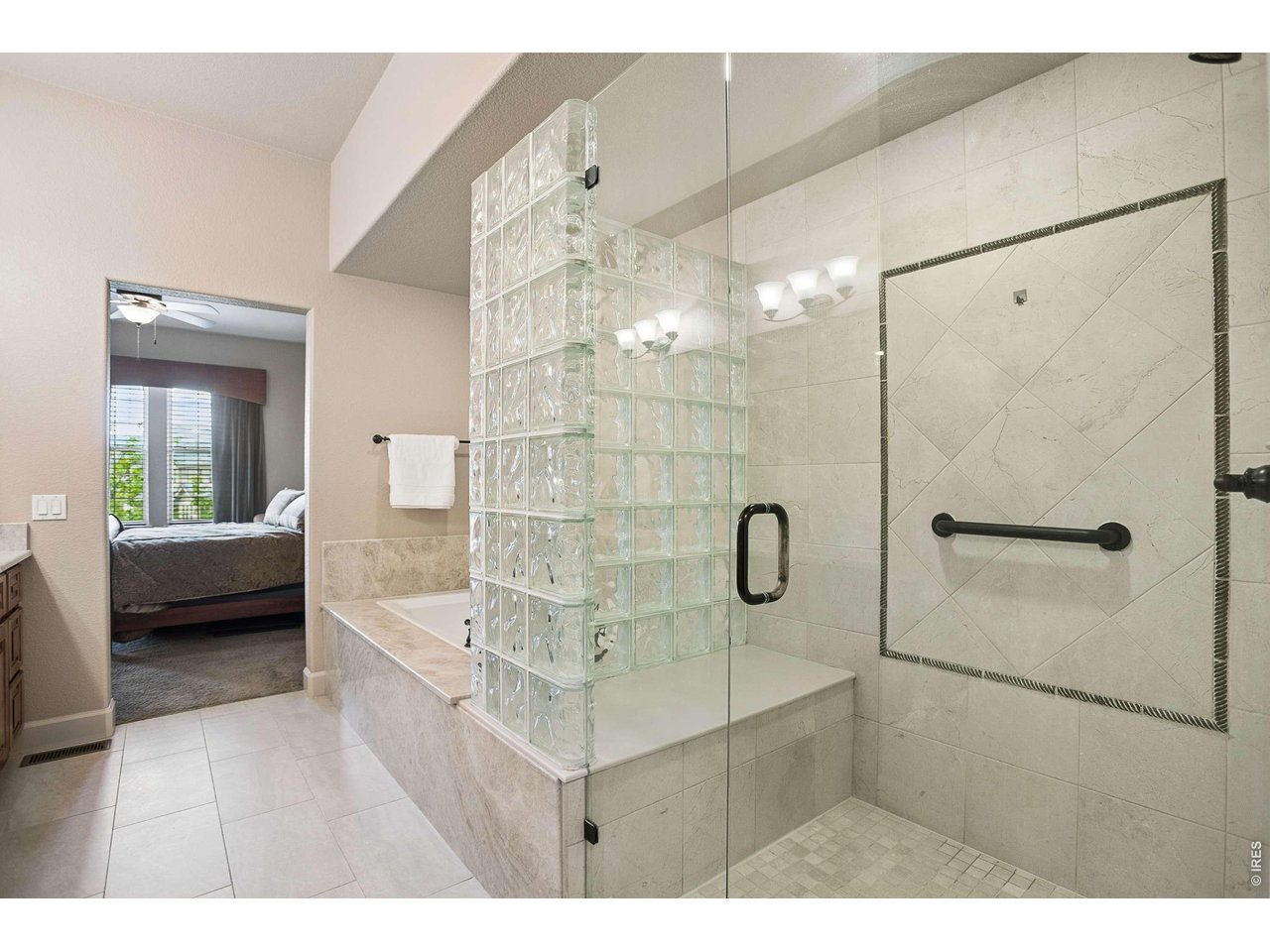 2819 Tierra Ridge Ct
