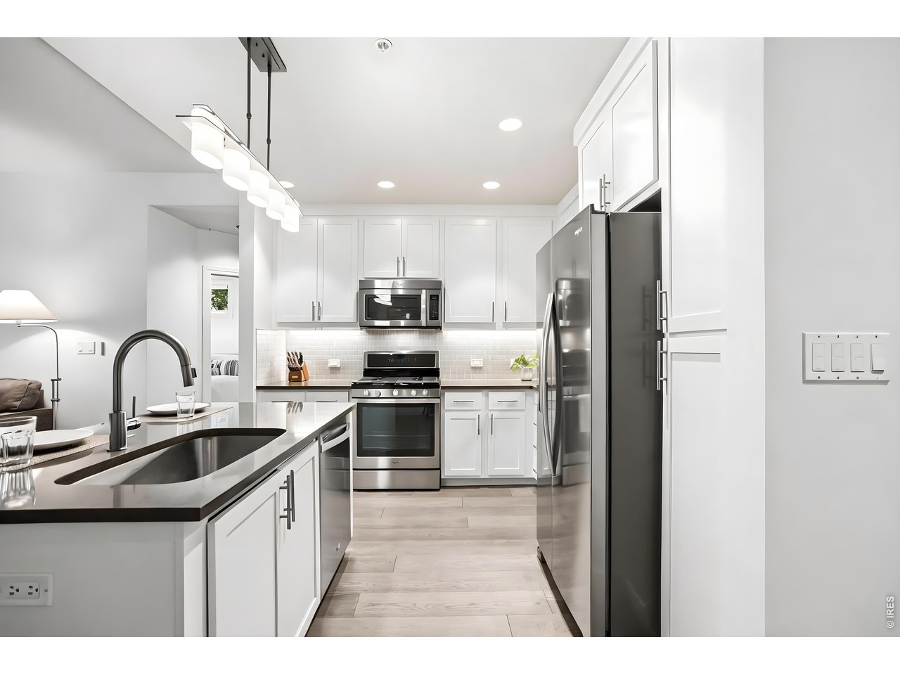 3401 Arapahoe Ave #104