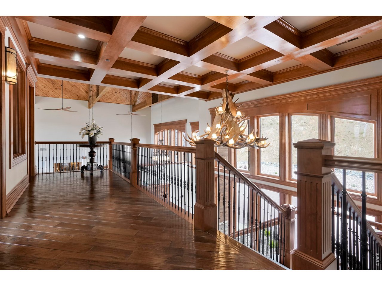 2327 Deer Ridge Dr