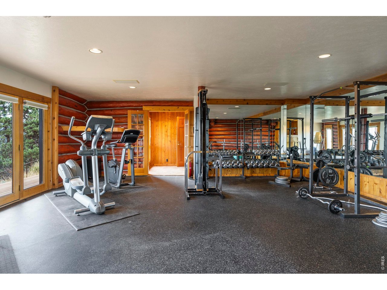 470 & 1344 Weaver Dr