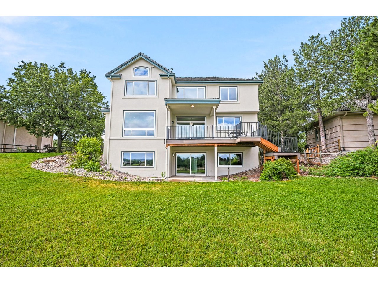 4061 Spy Glass Ln