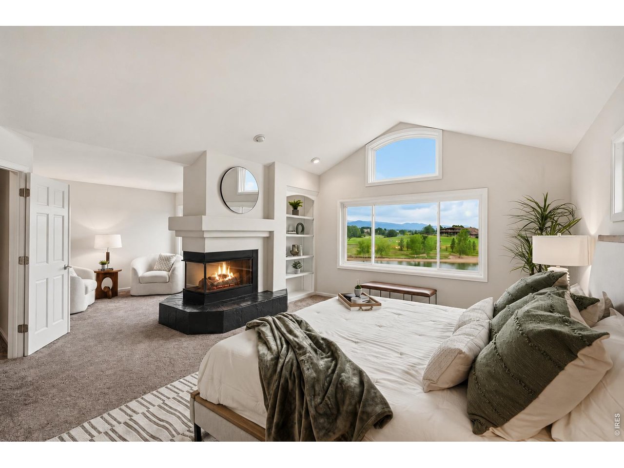 4061 Spy Glass Ln