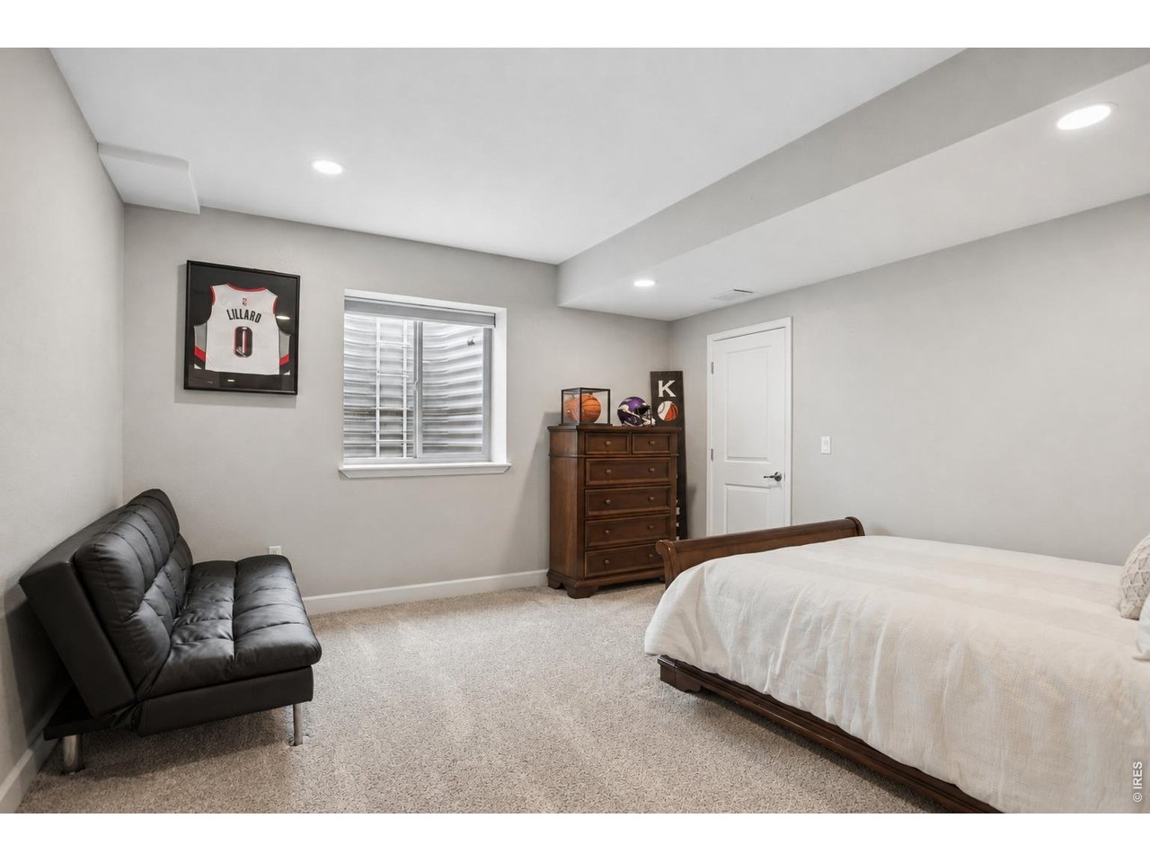 2220 Somerset Ct