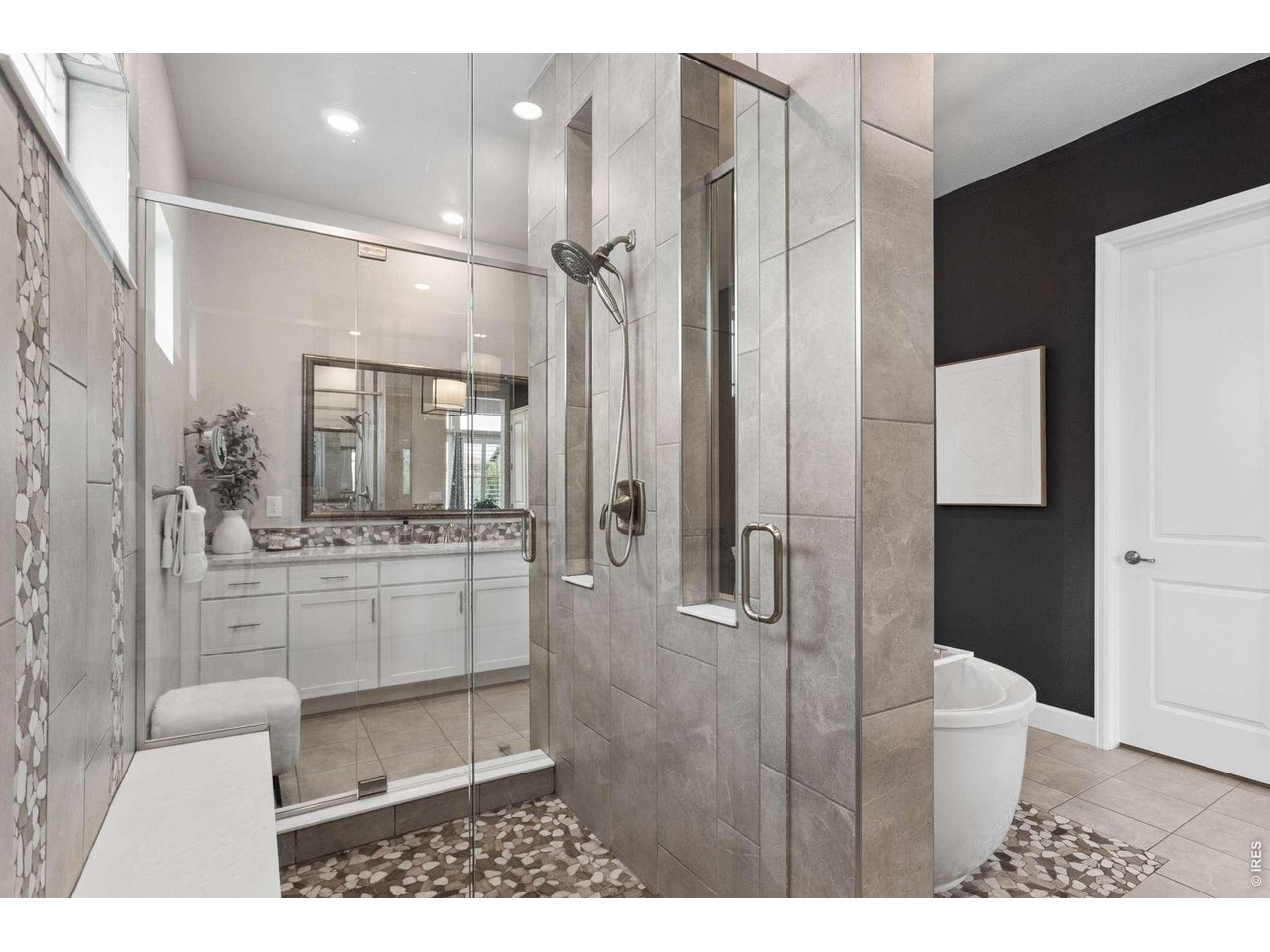 2220 Somerset Ct