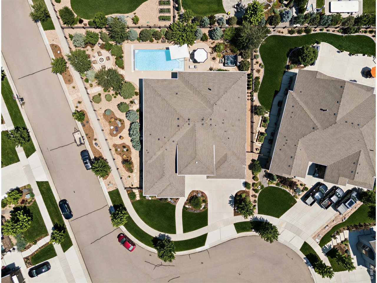 2220 Somerset Ct
