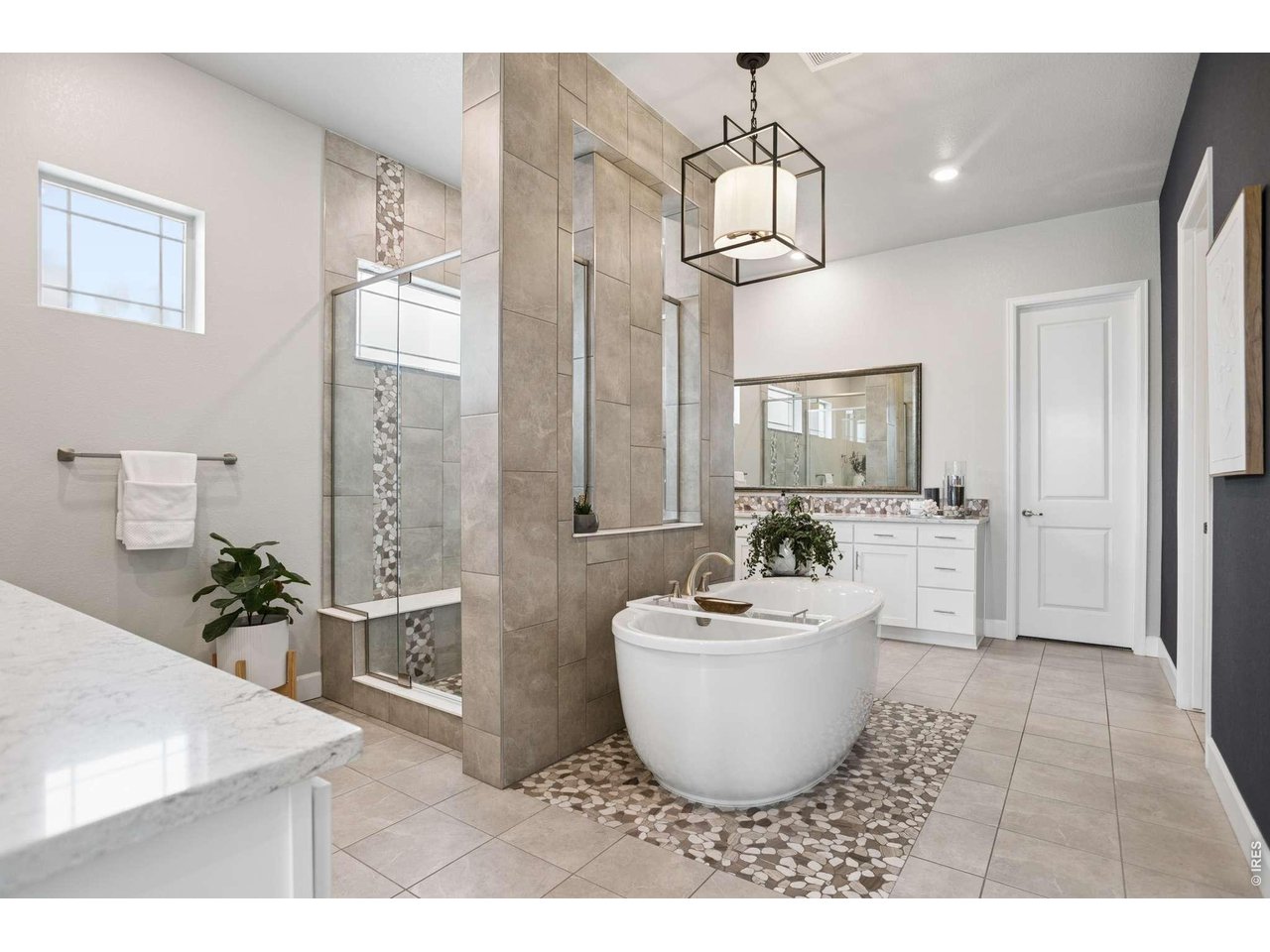 2220 Somerset Ct
