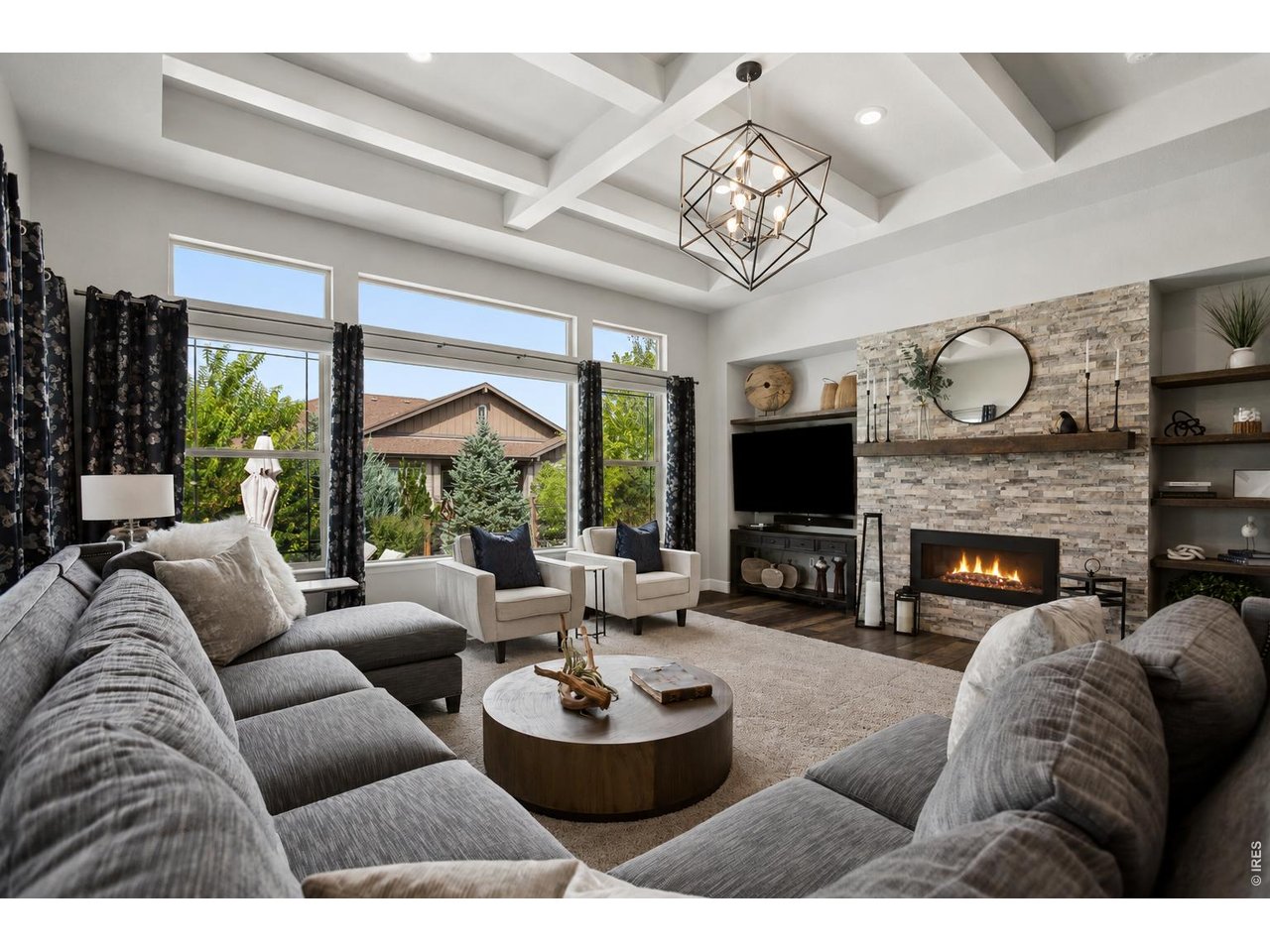 2220 Somerset Ct