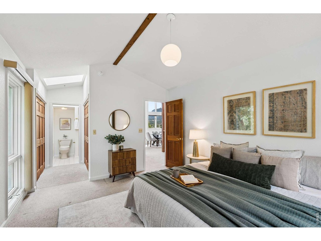 2140 Mesa Dr