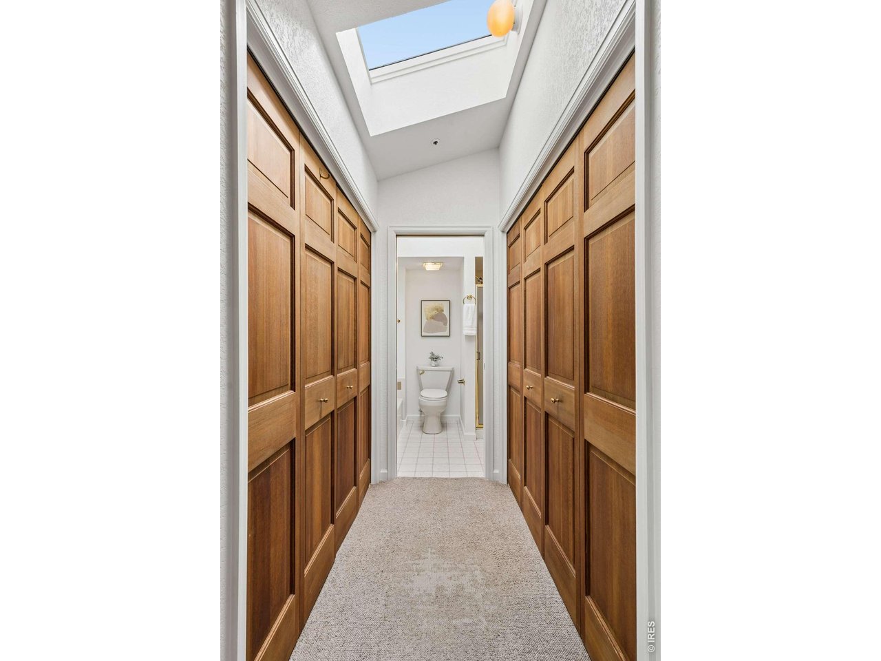 2140 Mesa Dr