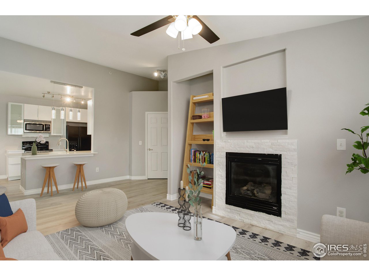 1465 Blue Sky Cir 17-304