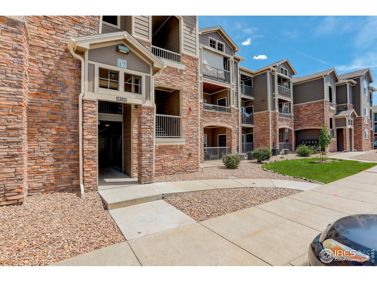 1465 Blue Sky Cir 17-304