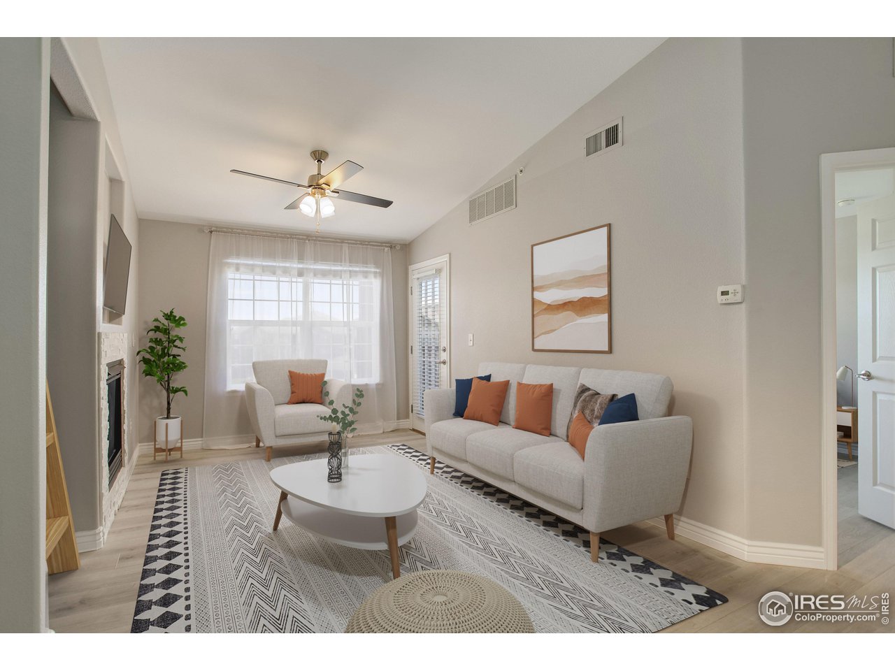 1465 Blue Sky Cir 17-304