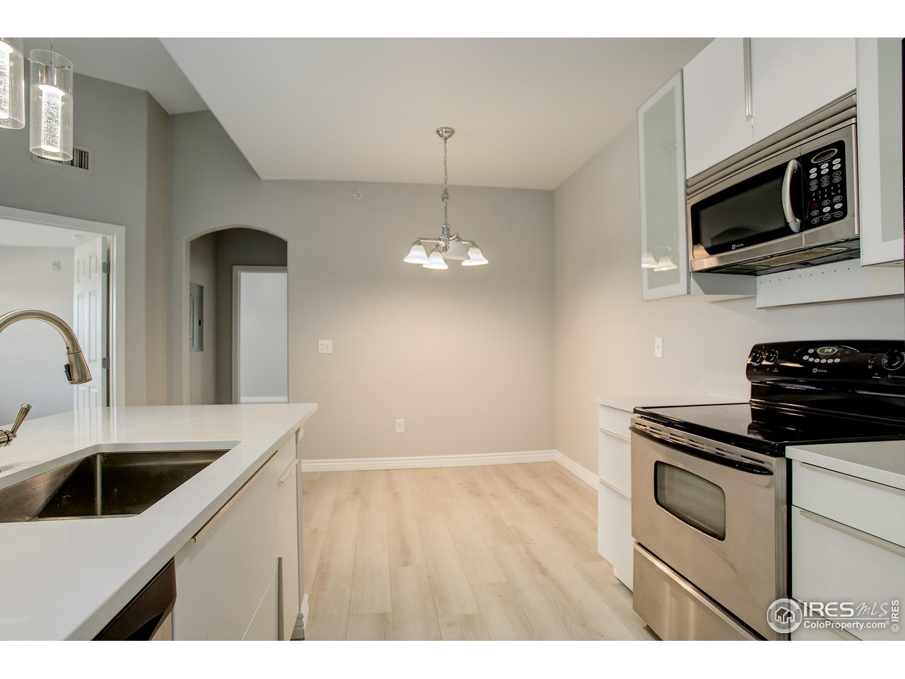 1465 Blue Sky Cir 17-304