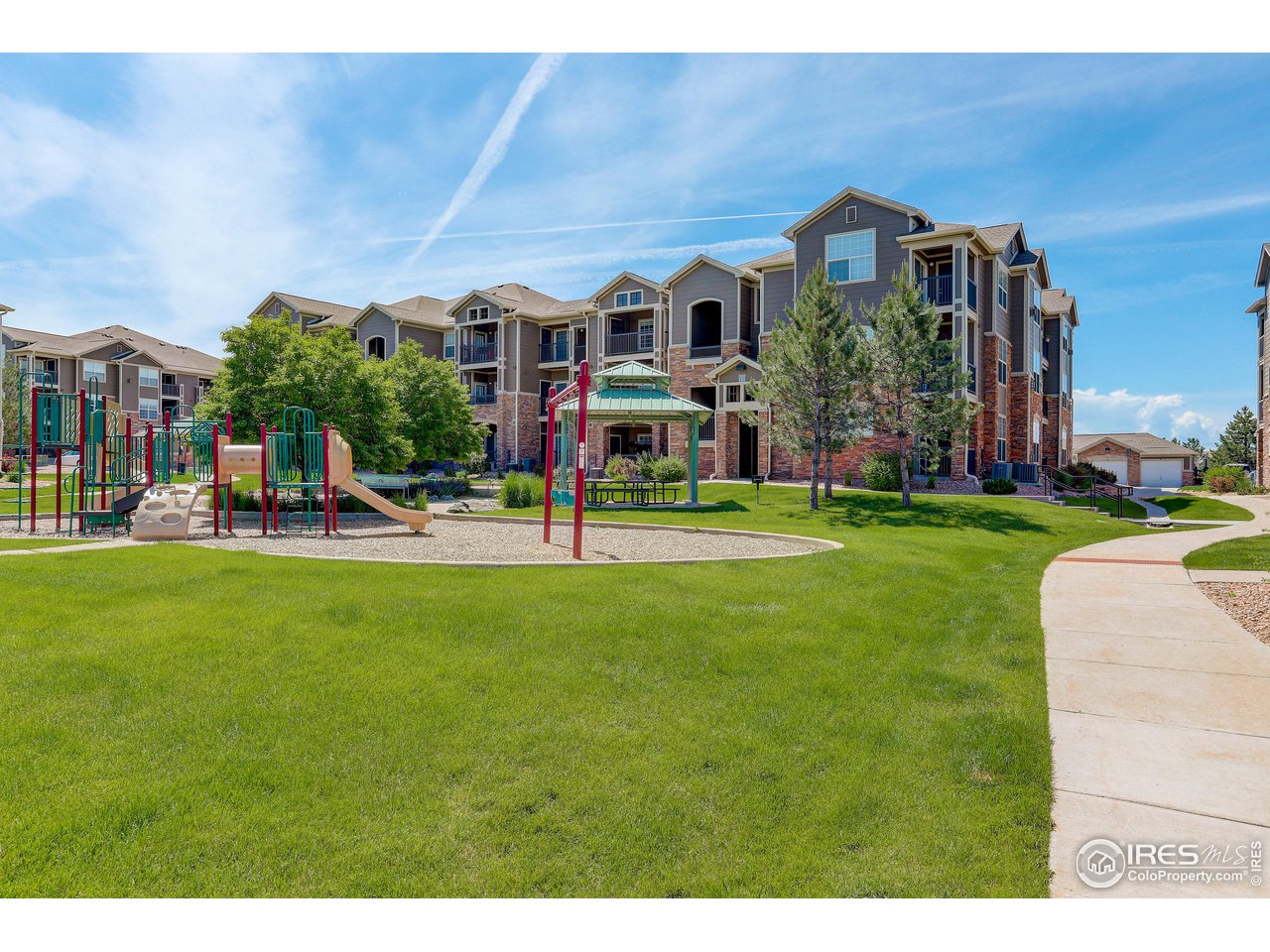 1465 Blue Sky Cir 17-304