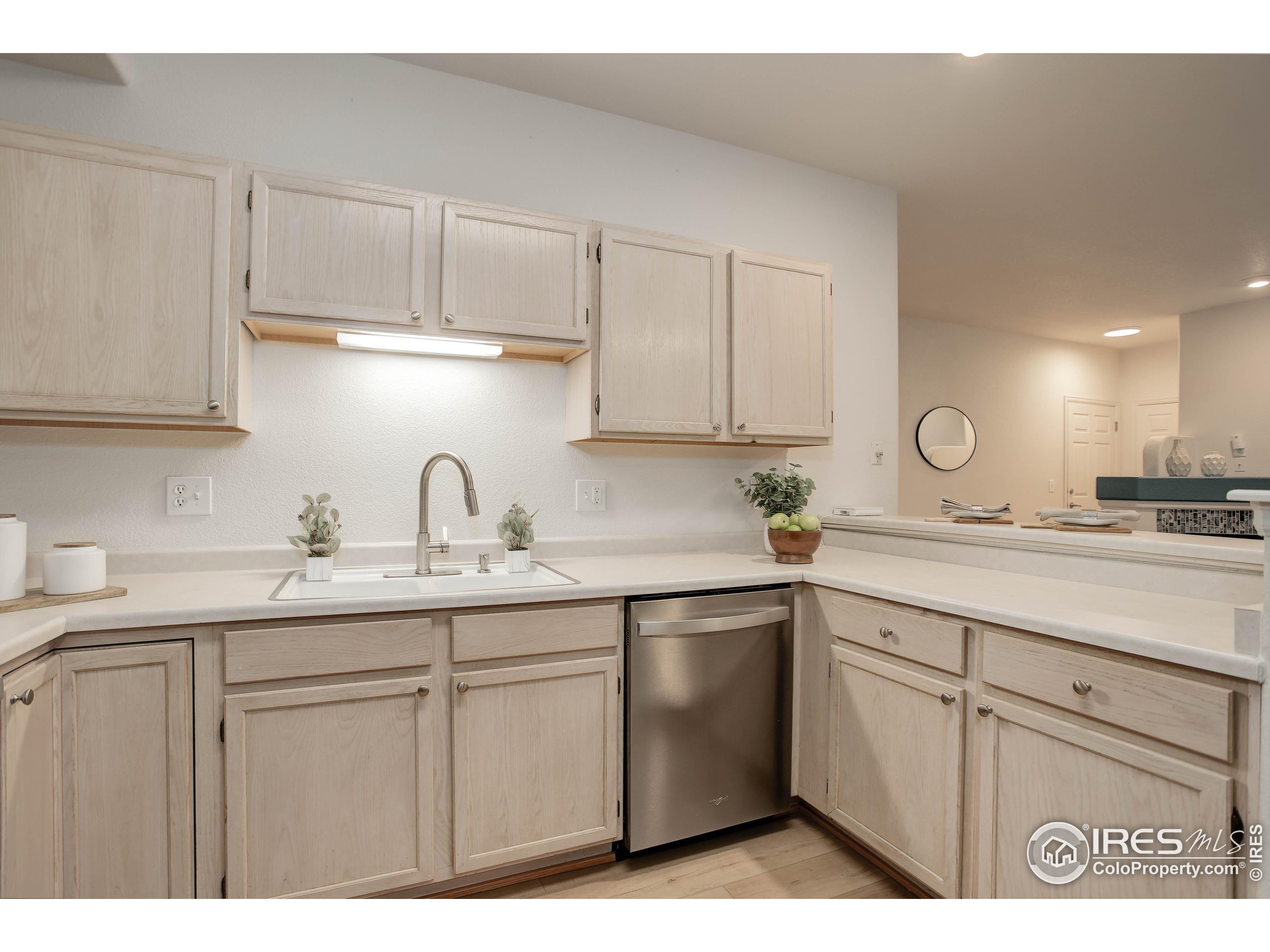 11041 Huron St 701
