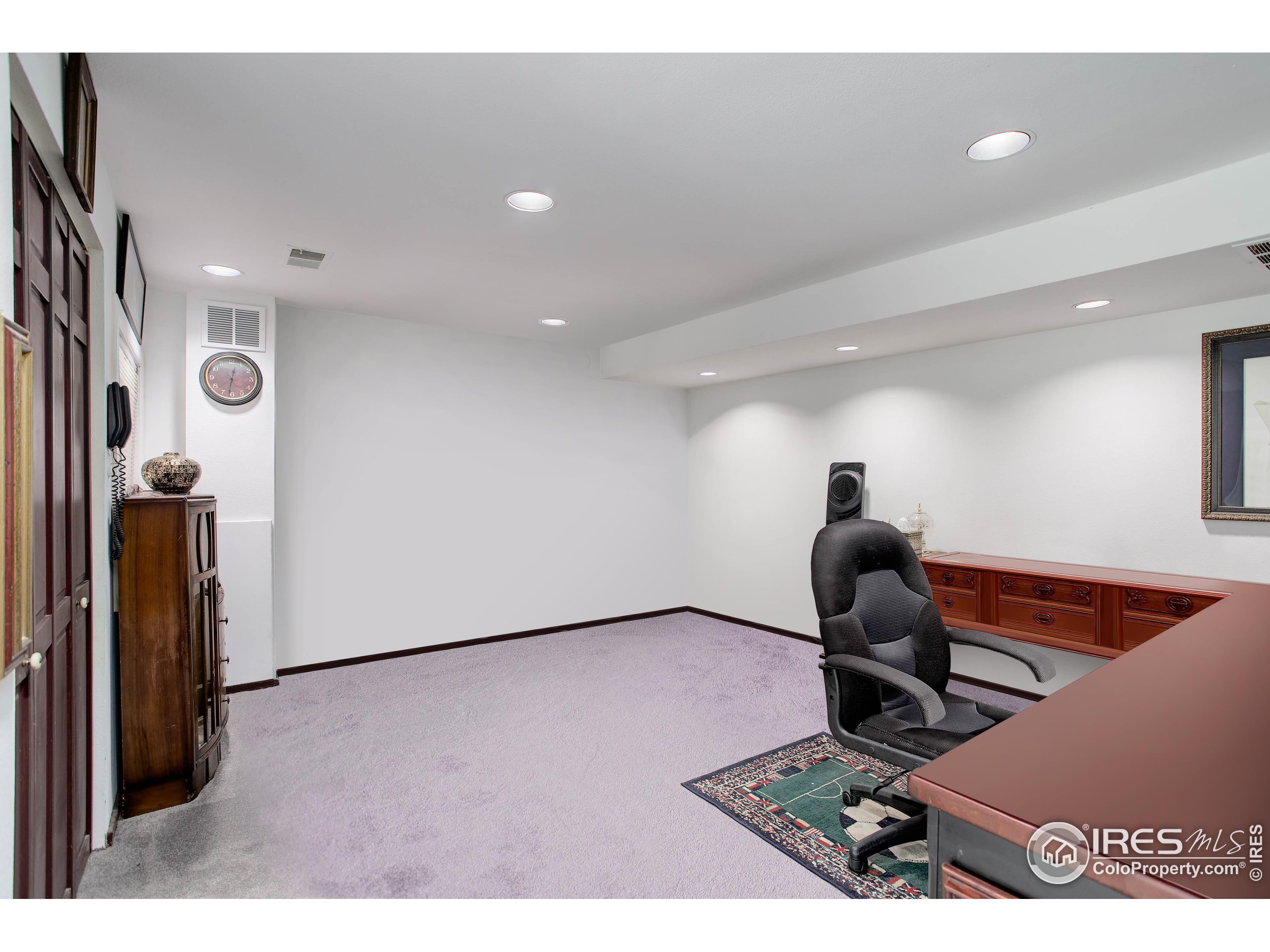 105 N Cedar Brook Rd