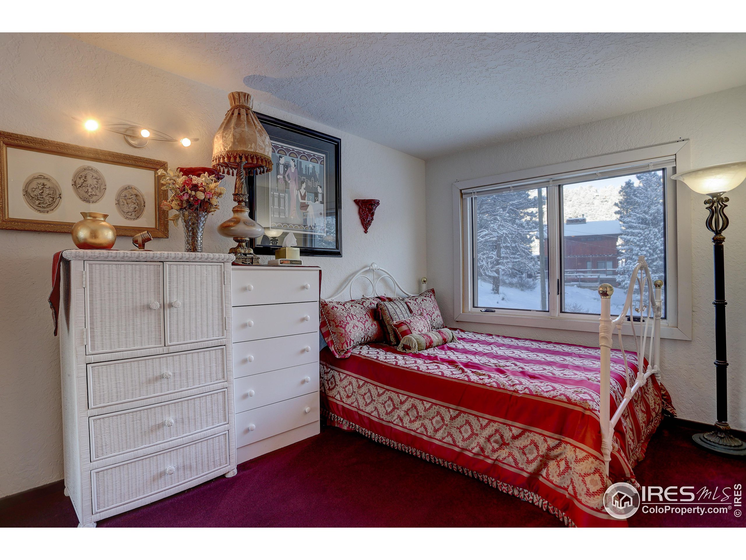 105 N Cedar Brook Rd