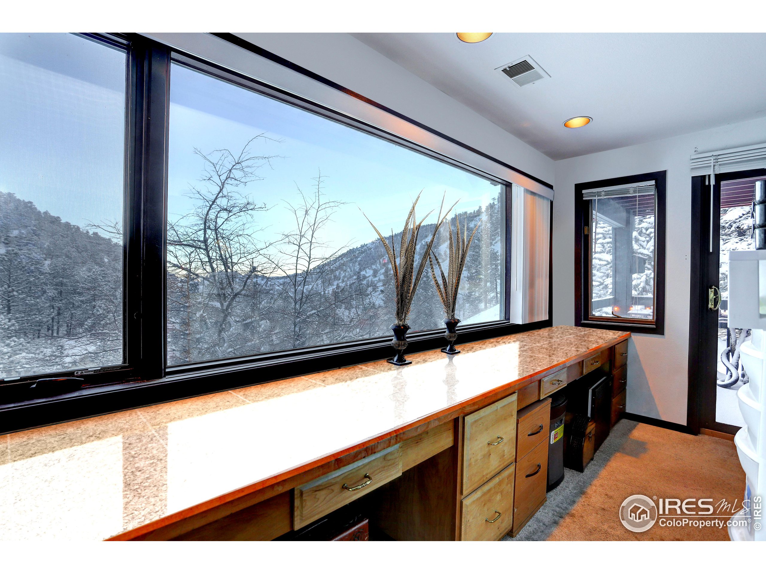 105 N Cedar Brook Rd