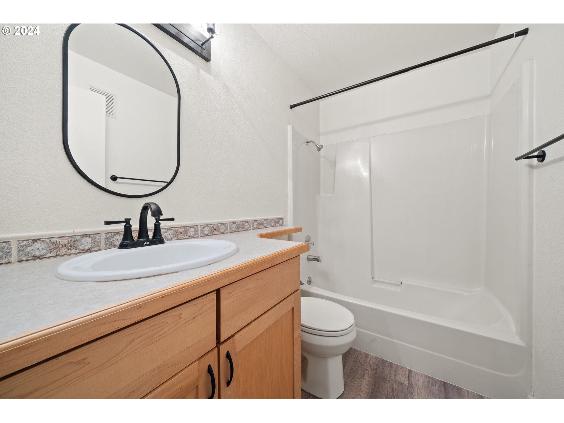 8720 SW TUALATIN RD Unit: 116