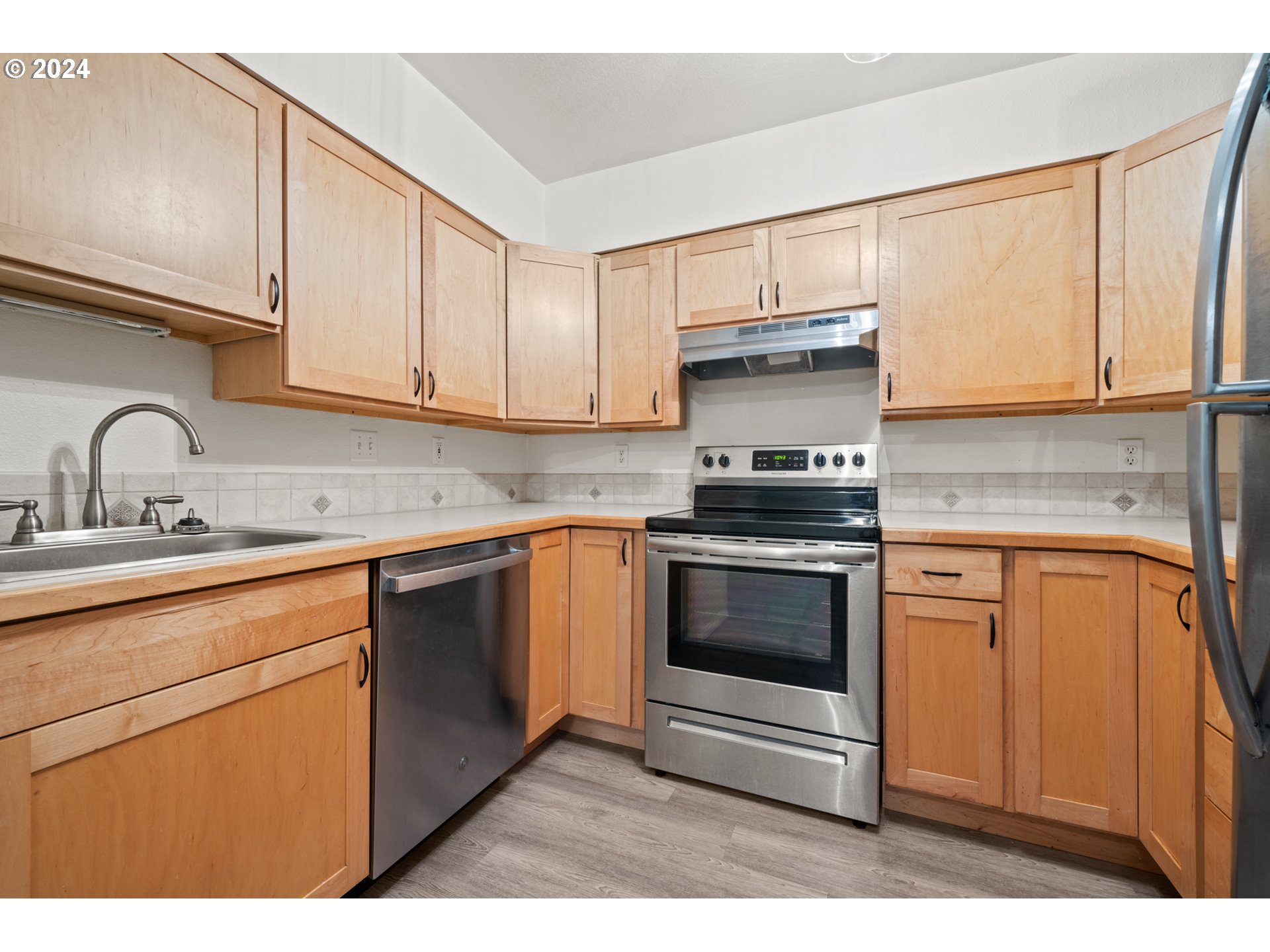 8720 SW TUALATIN RD Unit: 116