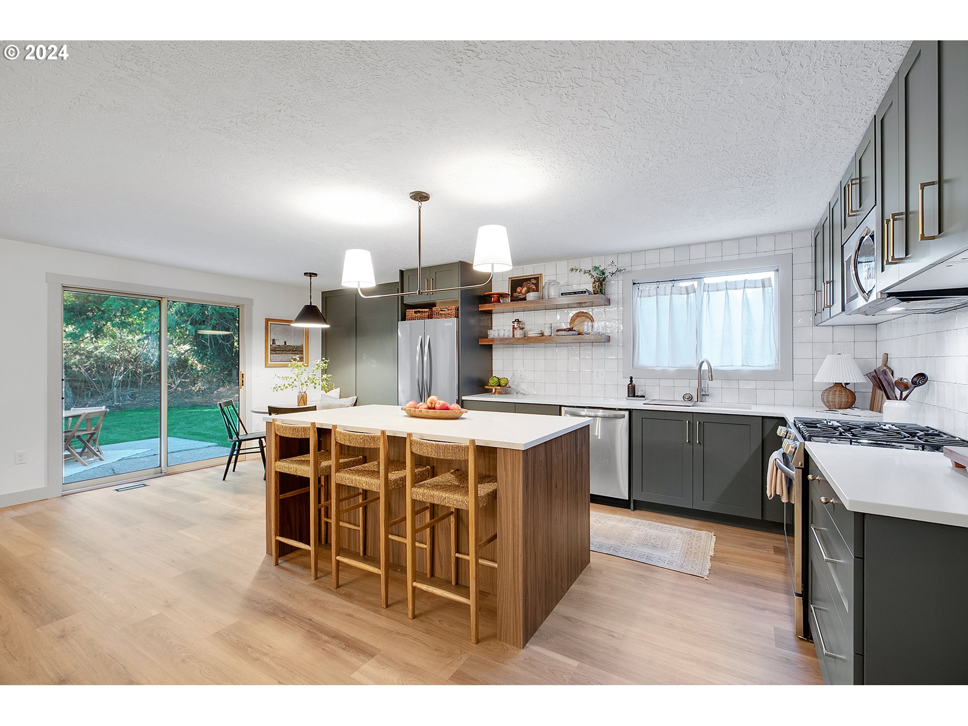 10735 SW PATHFINDER WAY