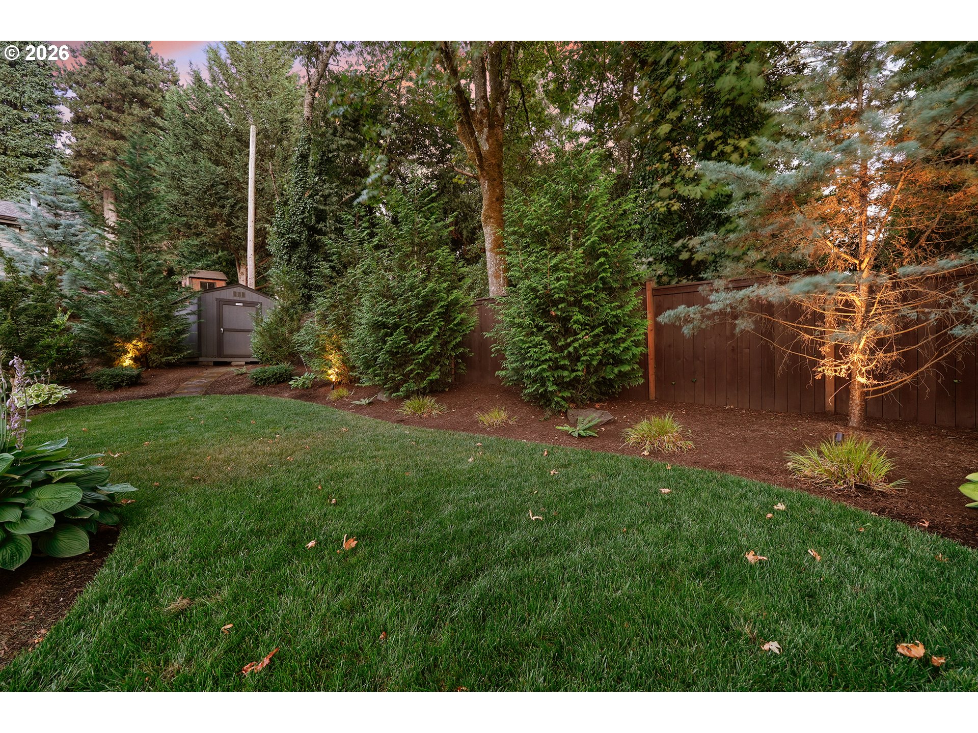 1620 FERNWOOD DR