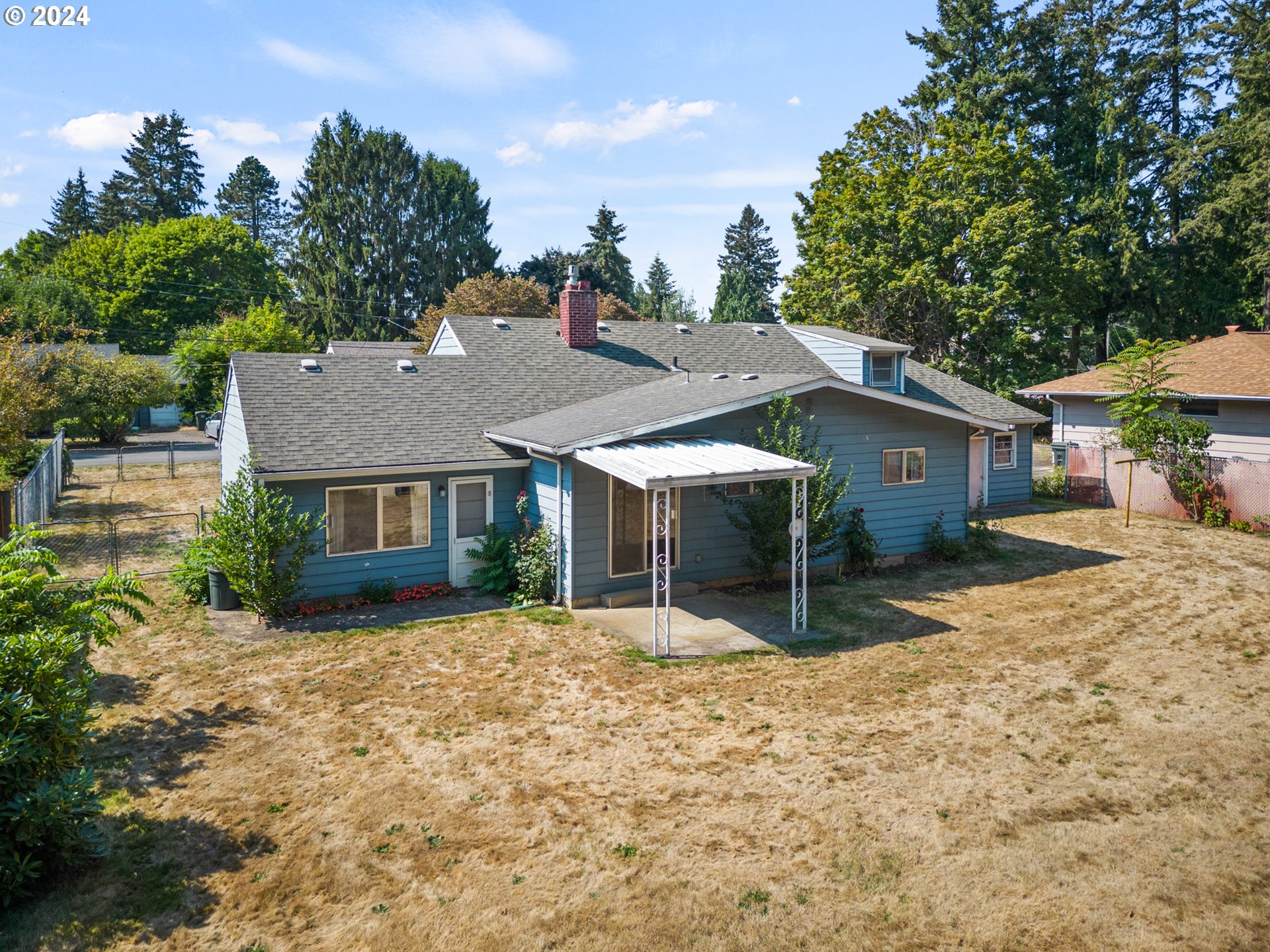 9938 SE HOLLYWOOD AVE