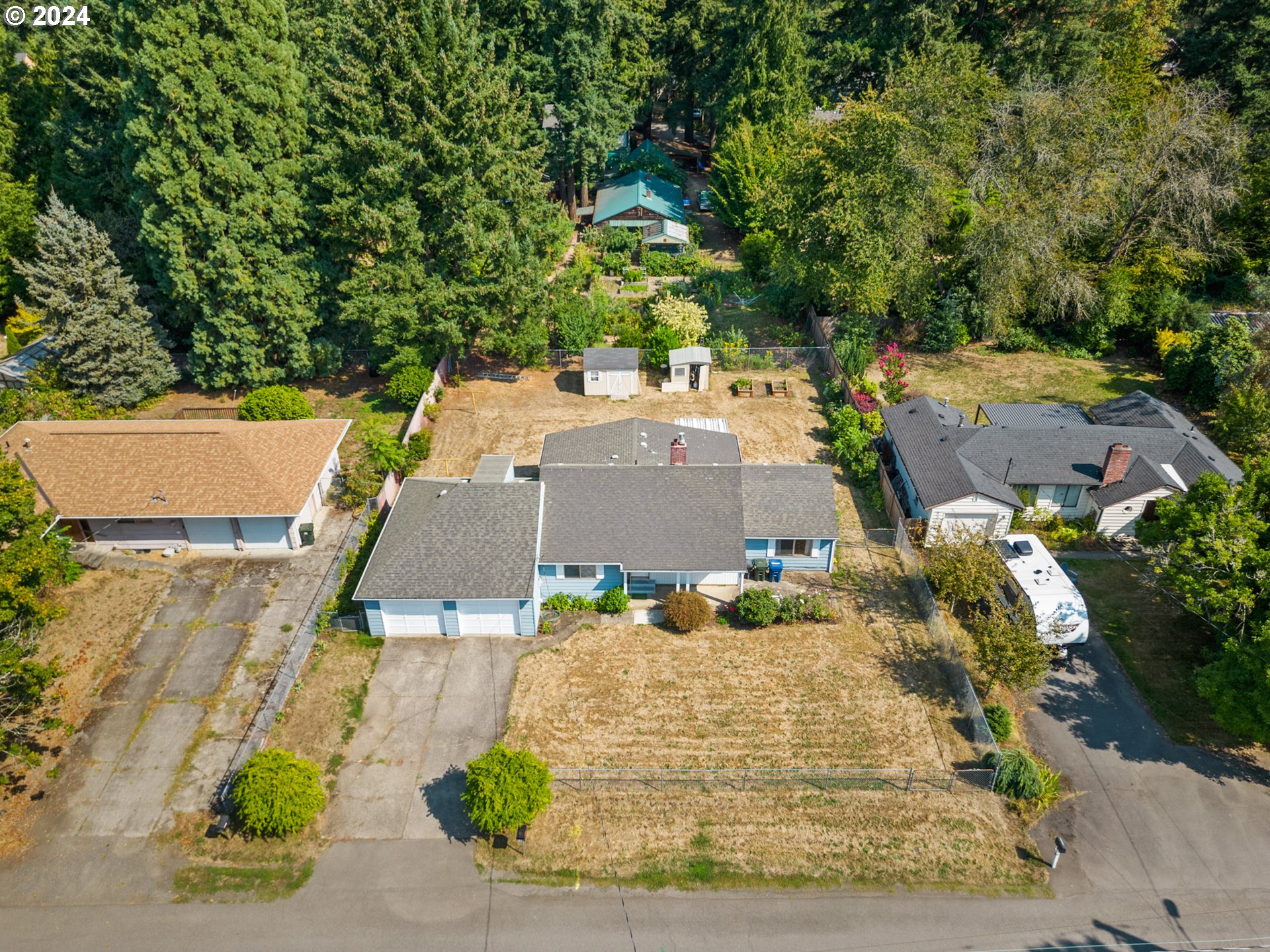 9938 SE HOLLYWOOD AVE