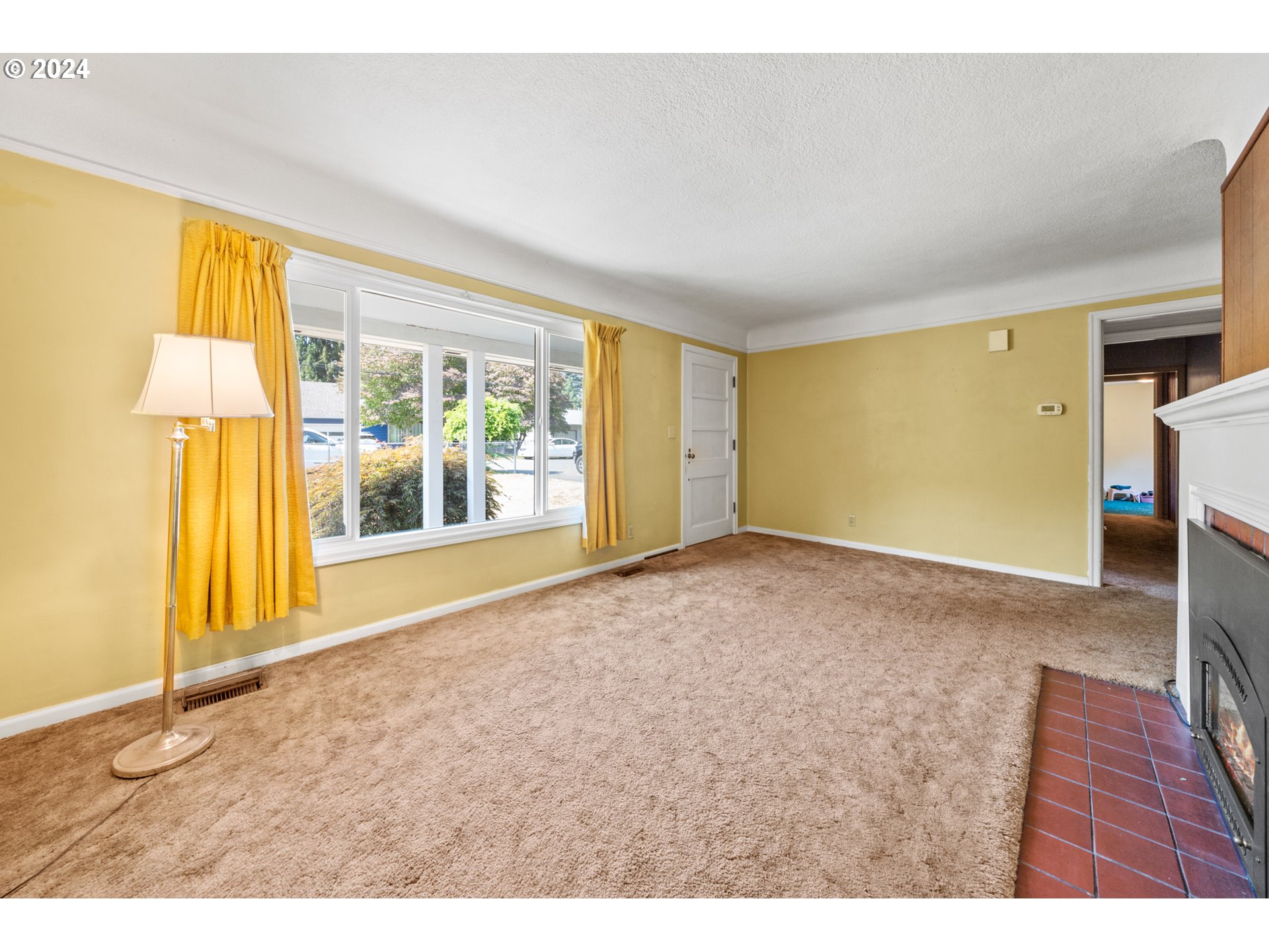 9938 SE HOLLYWOOD AVE