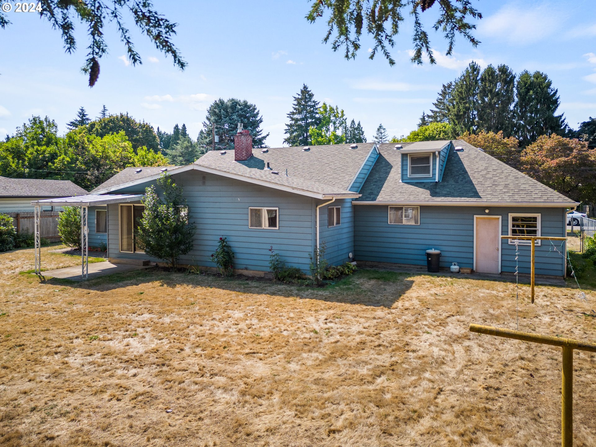 9938 SE HOLLYWOOD AVE