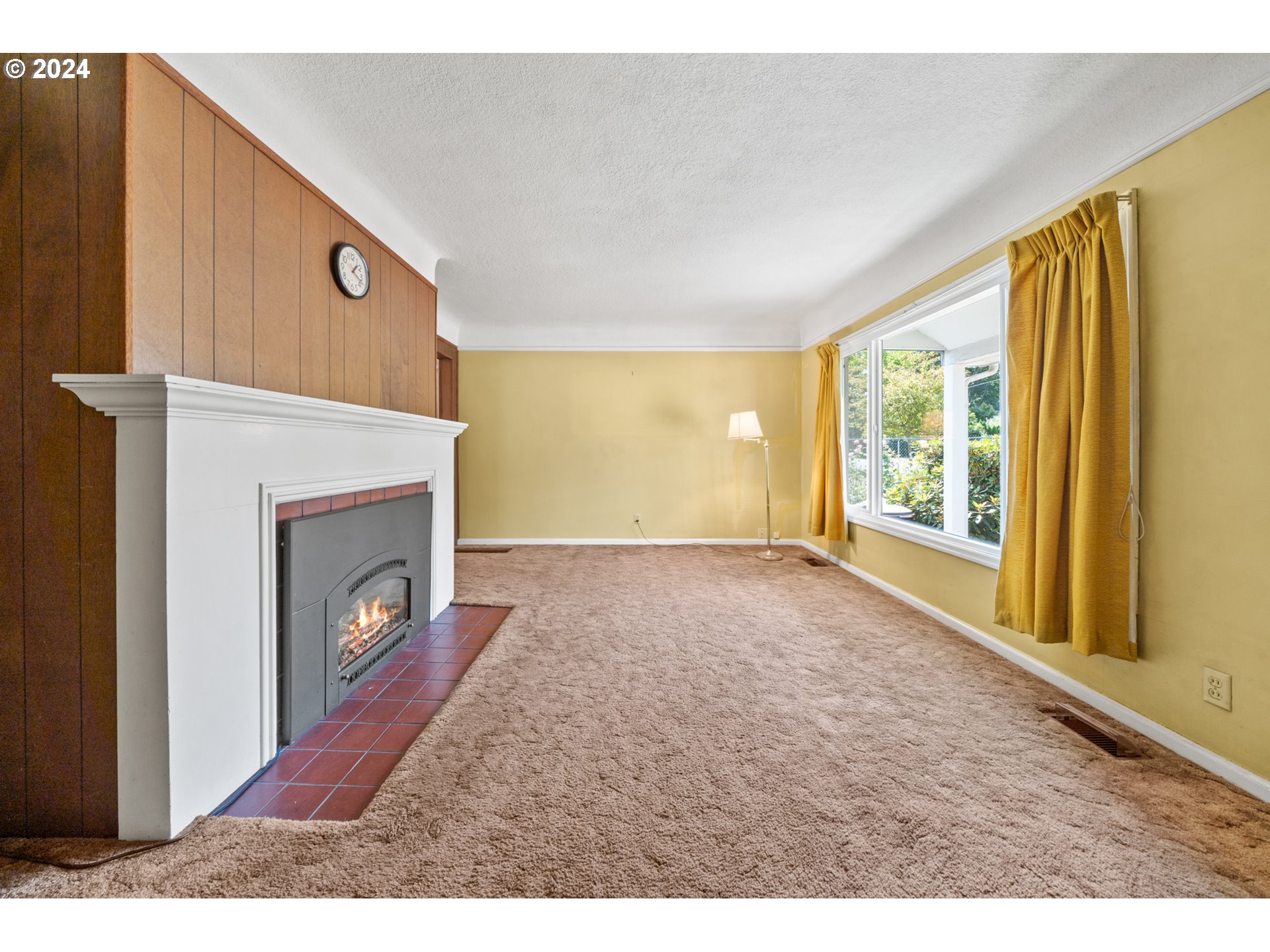 9938 SE HOLLYWOOD AVE