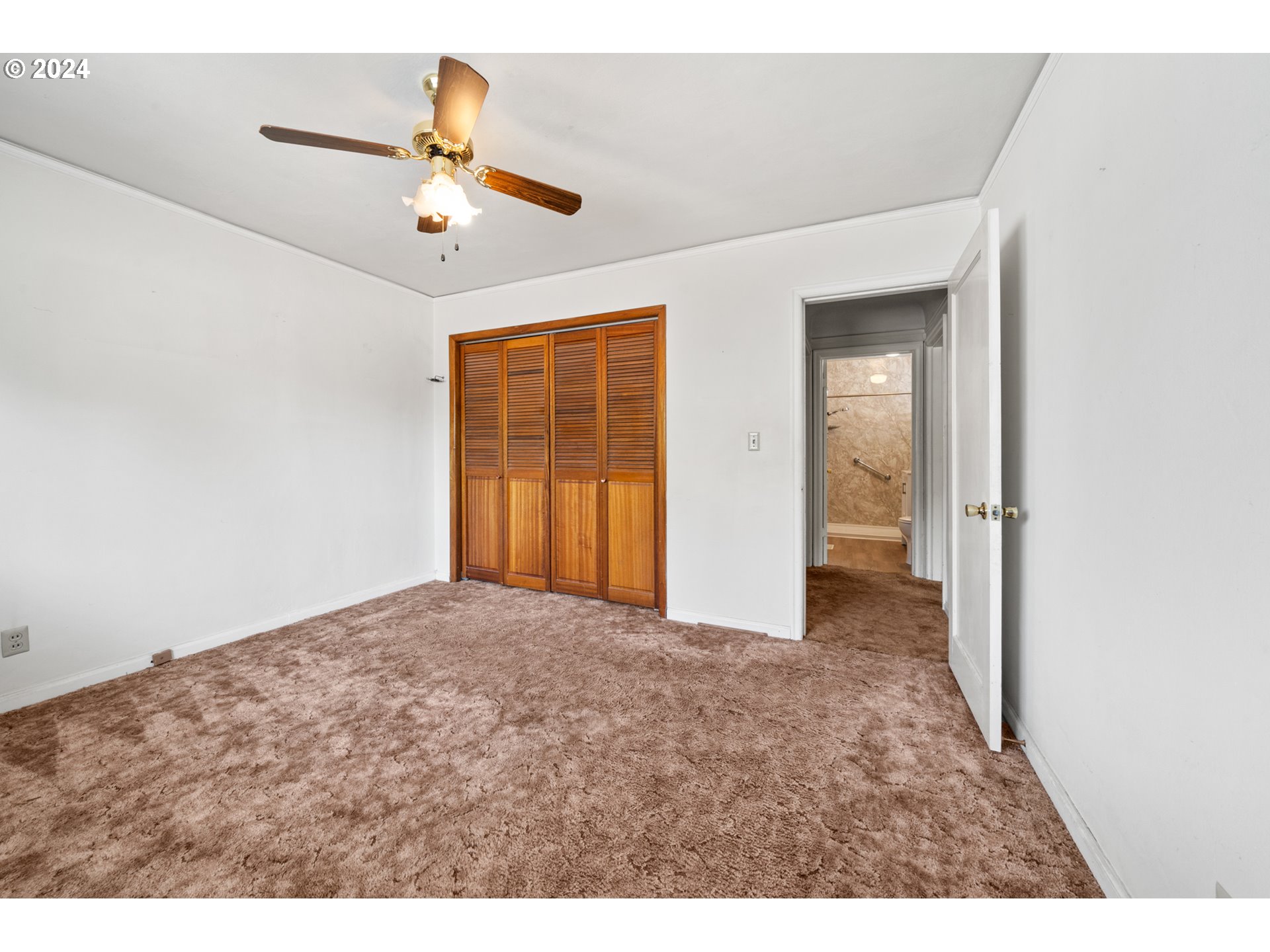 9938 SE HOLLYWOOD AVE