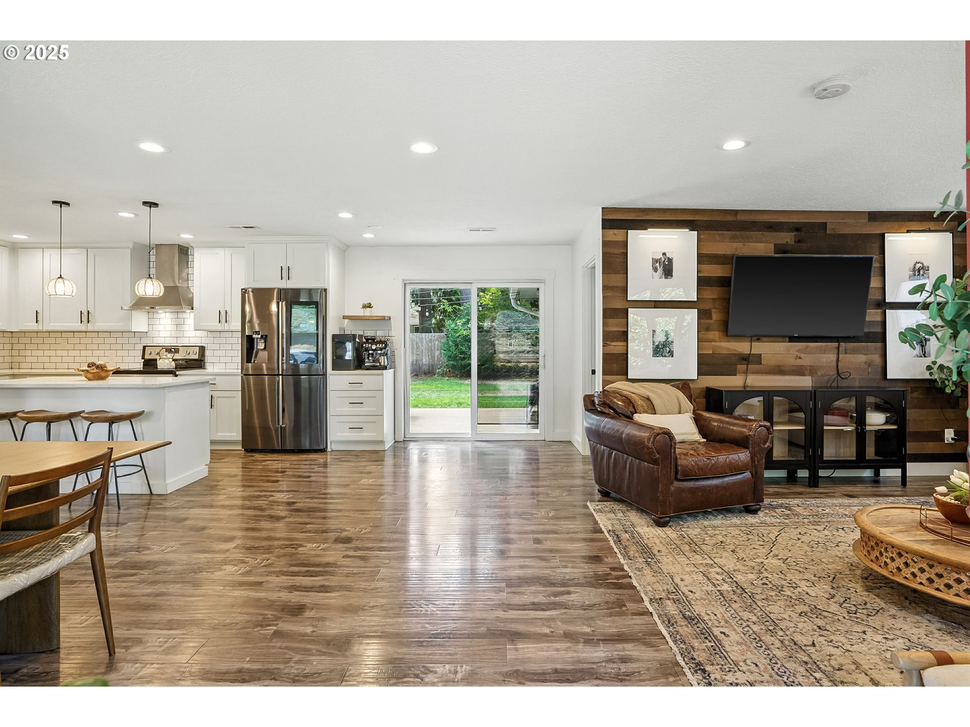 1245 NE 111TH AVE