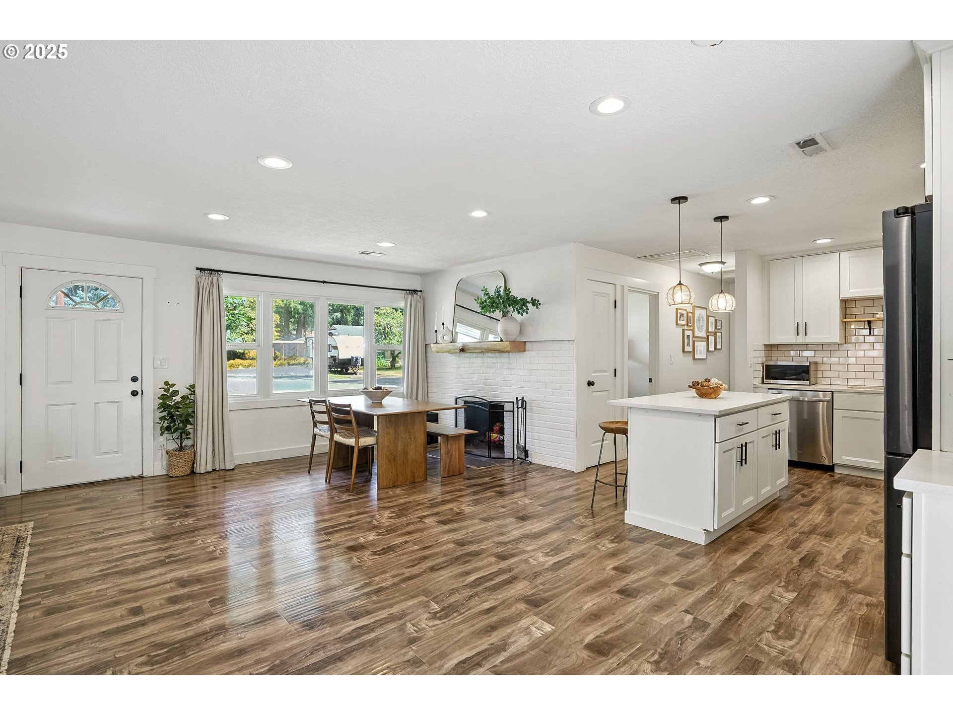 1245 NE 111TH AVE