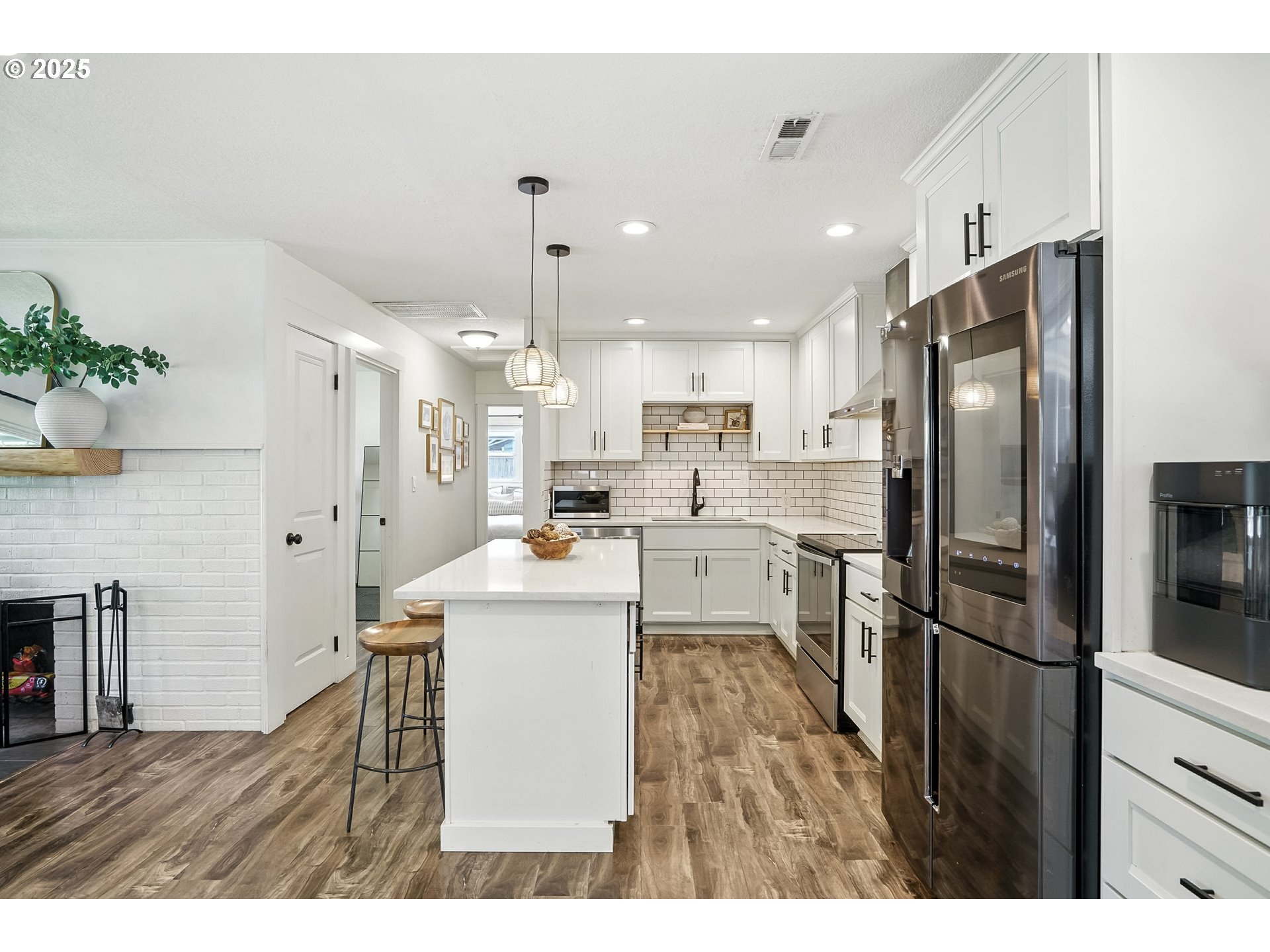 1245 NE 111TH AVE