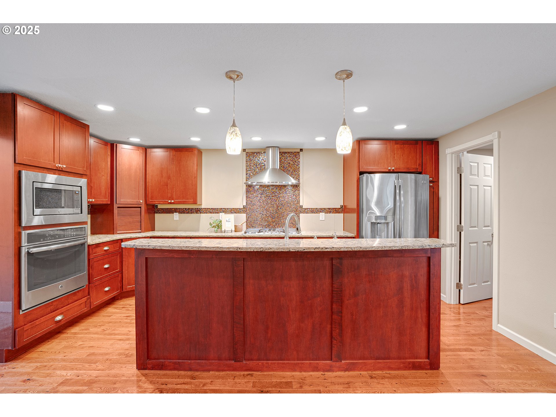 17616 SW IVY GLENN DR
