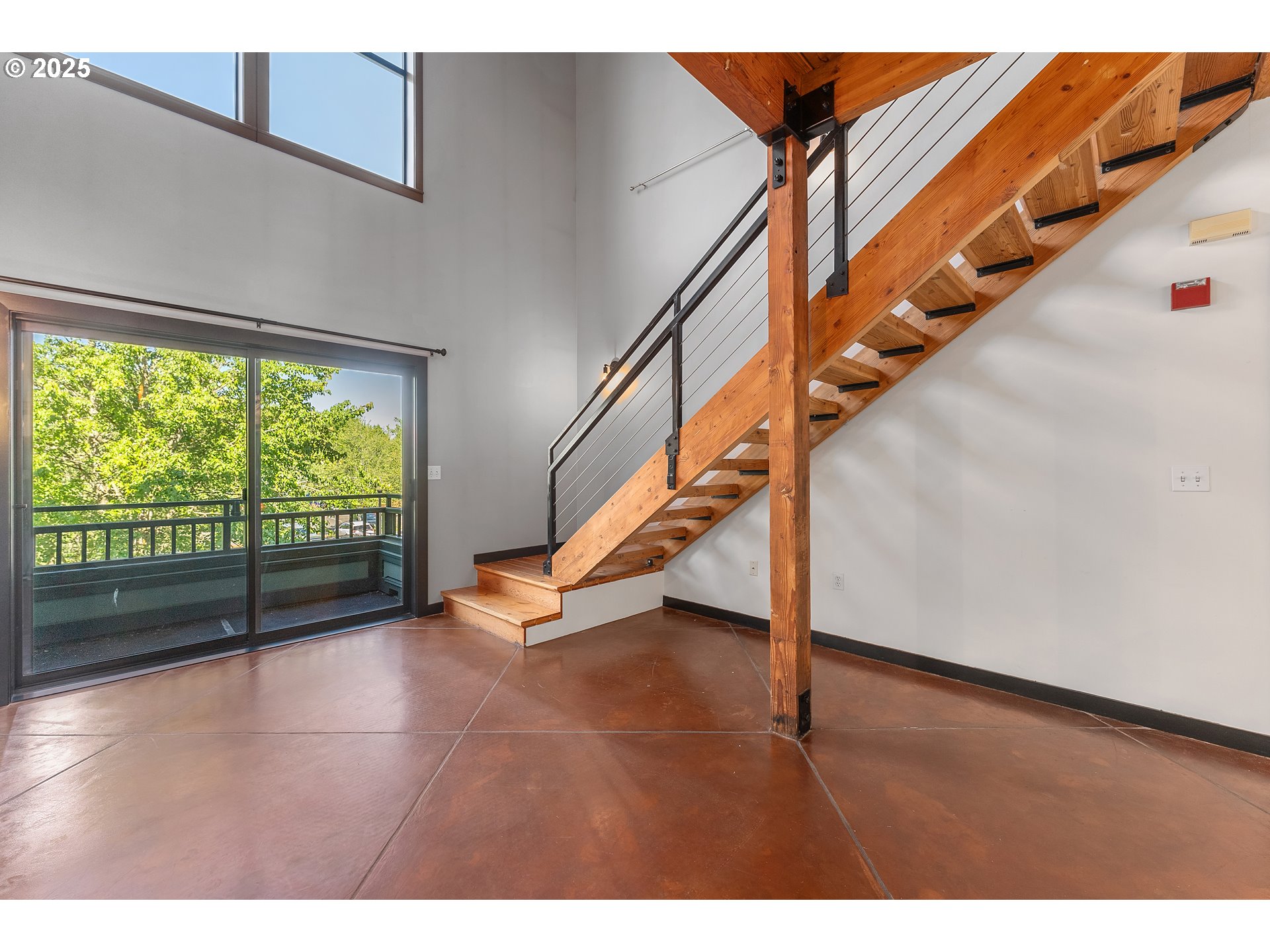 1371 NE ORENCO STATION PKWY 8