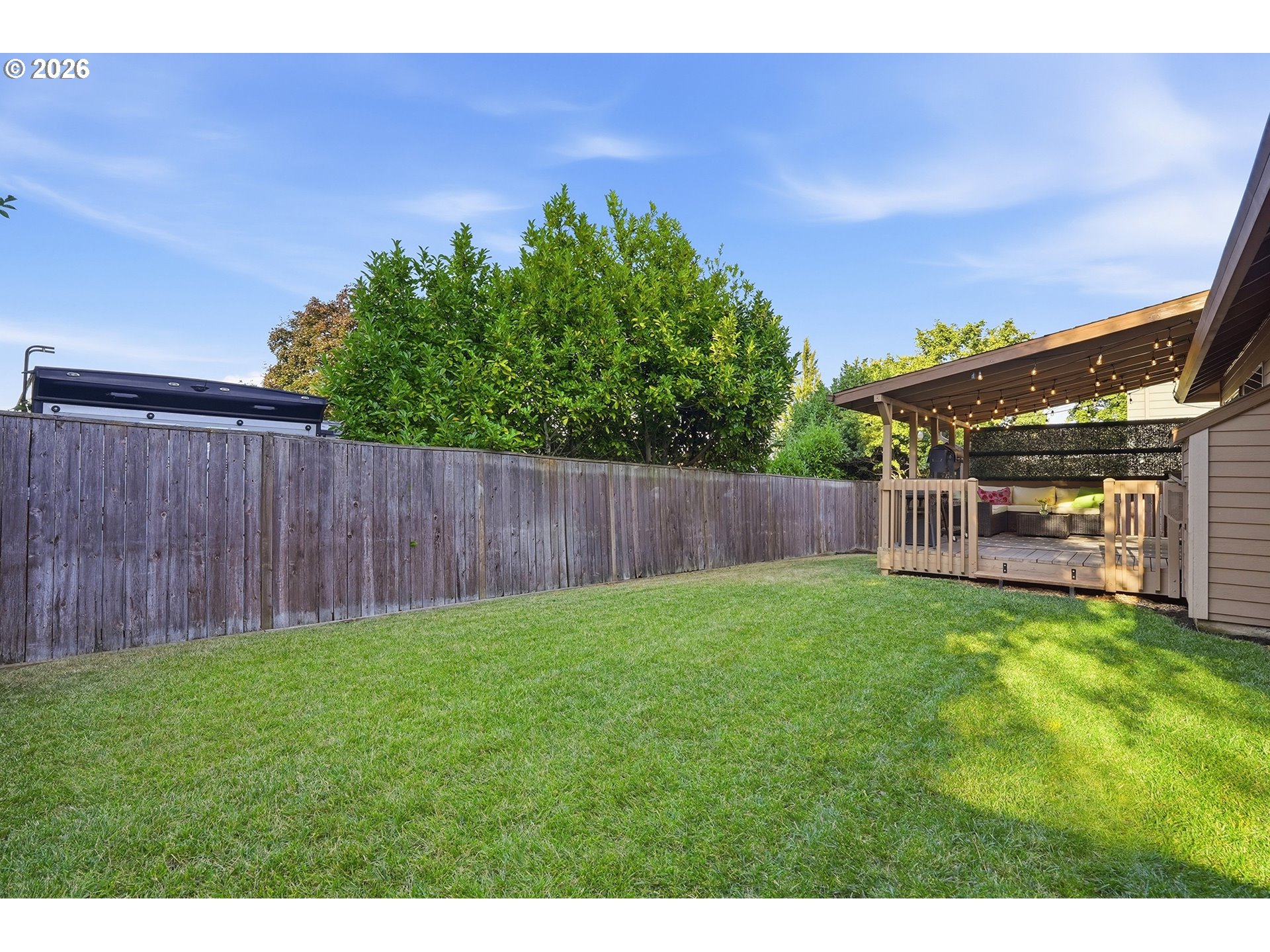 1433 BEGONIA AVE