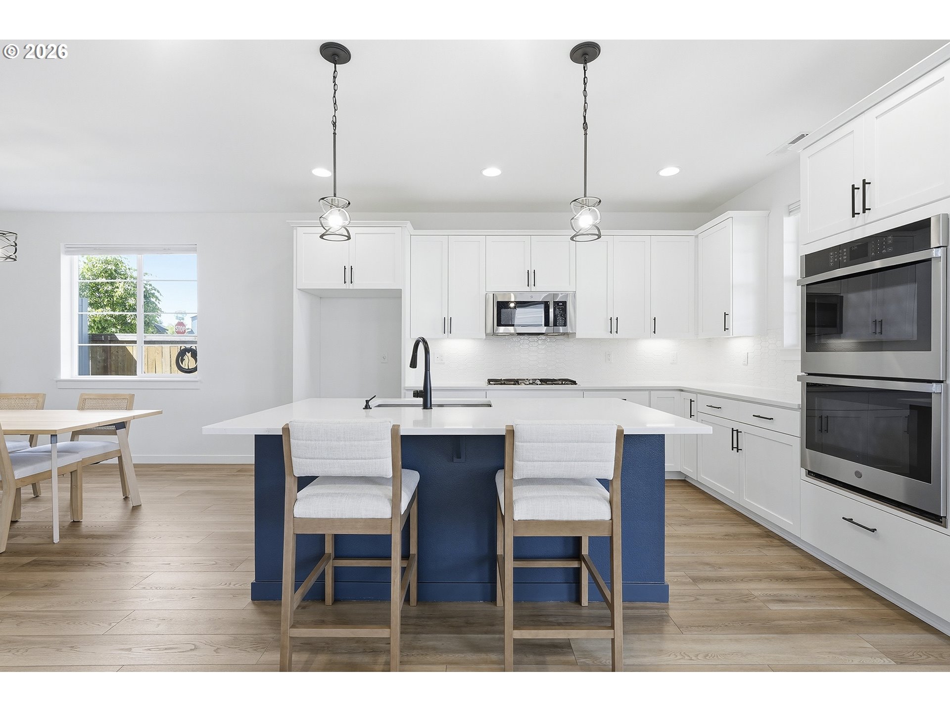 27612 SW MARIGOLD TER