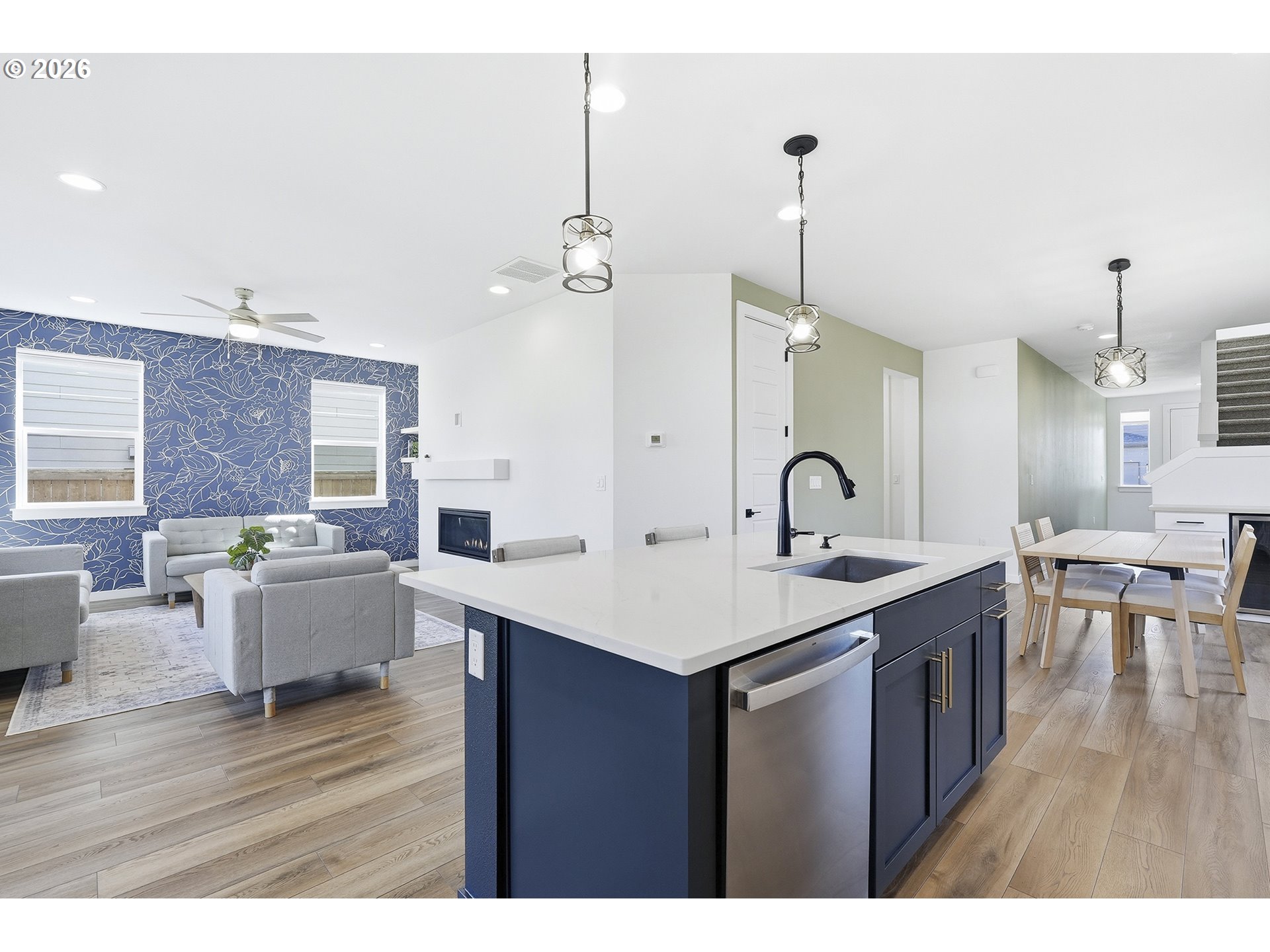 27612 SW MARIGOLD TER