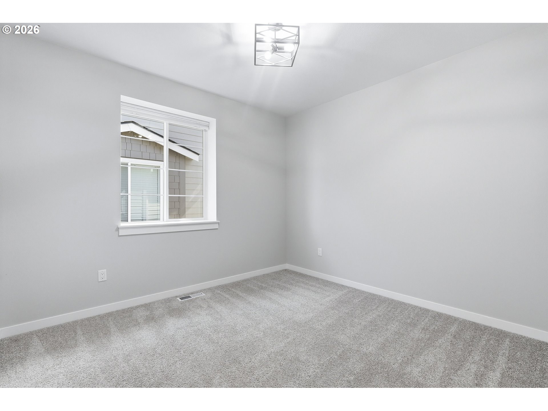 27612 SW MARIGOLD TER