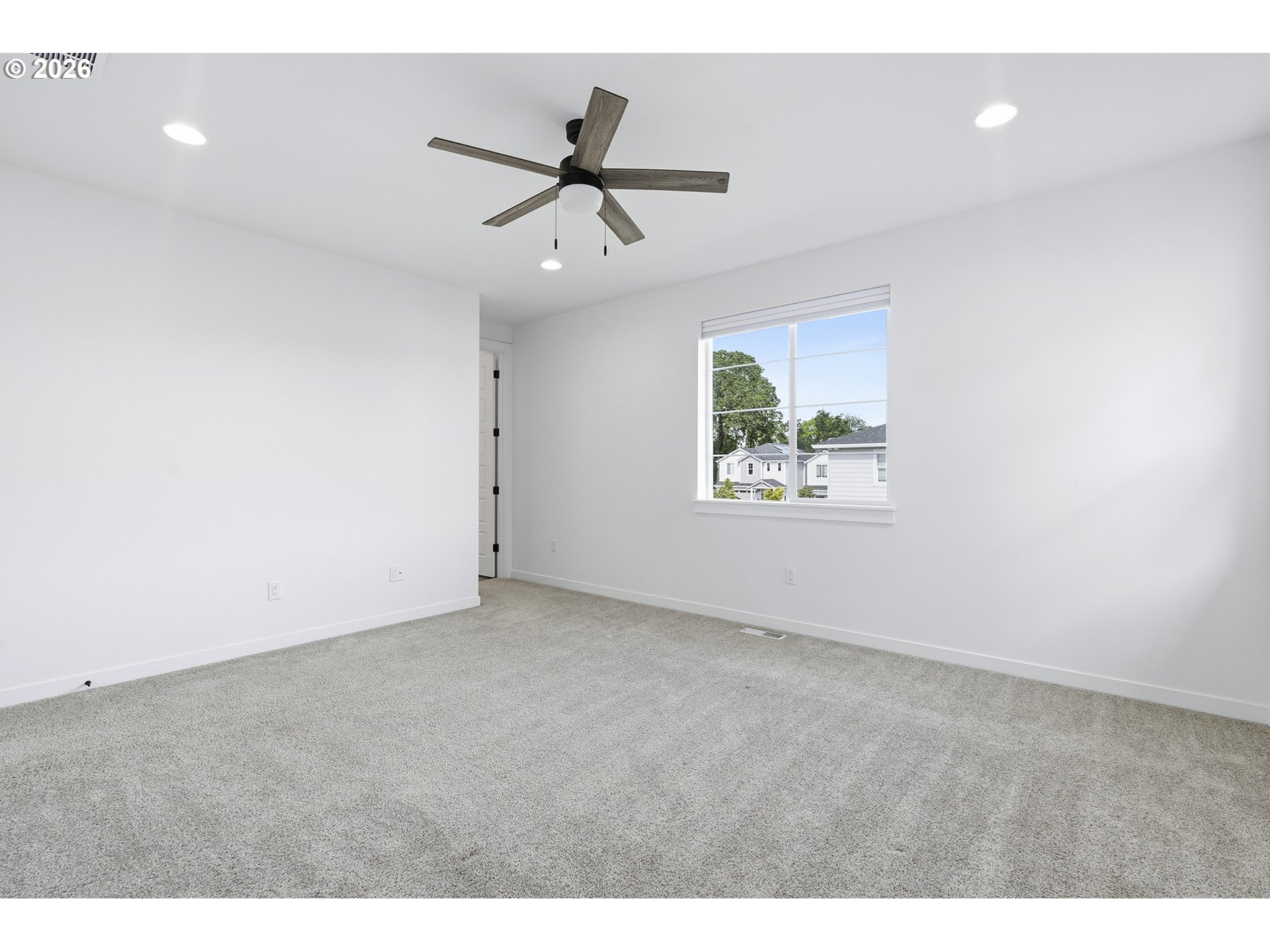 27612 SW MARIGOLD TER